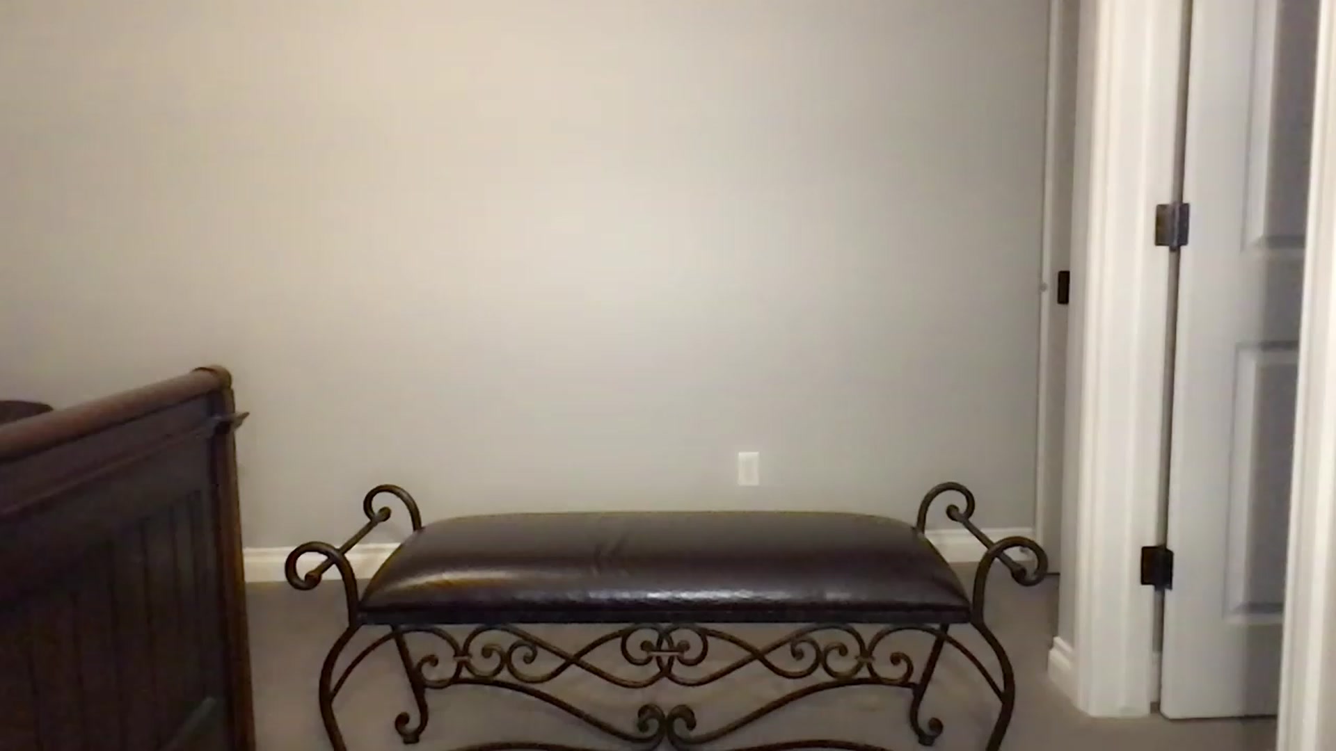 Gallery image thumbnail from Jade_Lee's myfreecams stream on, 12/27/2022, 04:20 image 14 of 20