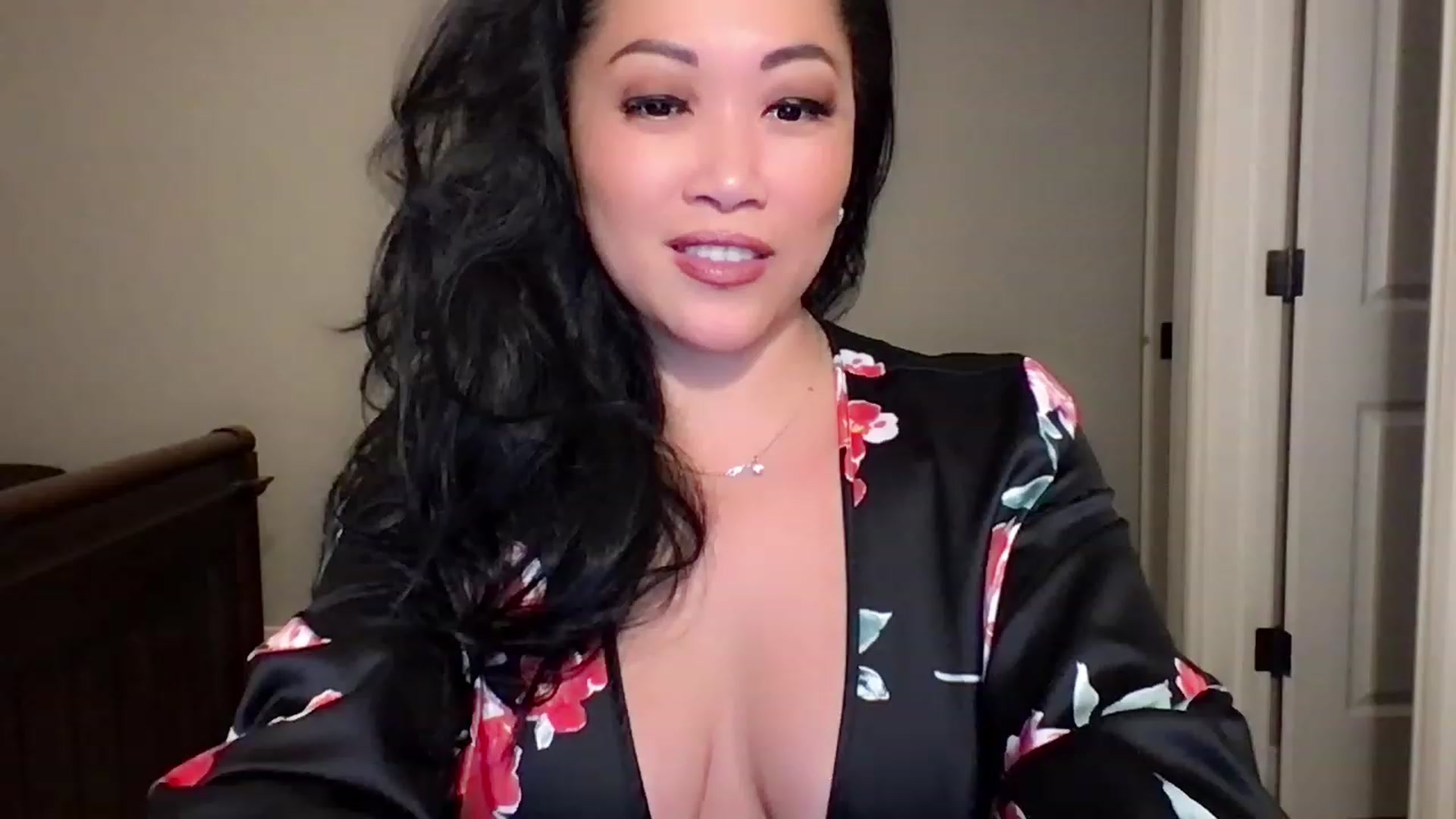 Gallery image thumbnail from Jade_Lee's myfreecams stream on, 12/27/2022, 04:20 image 1 of 20