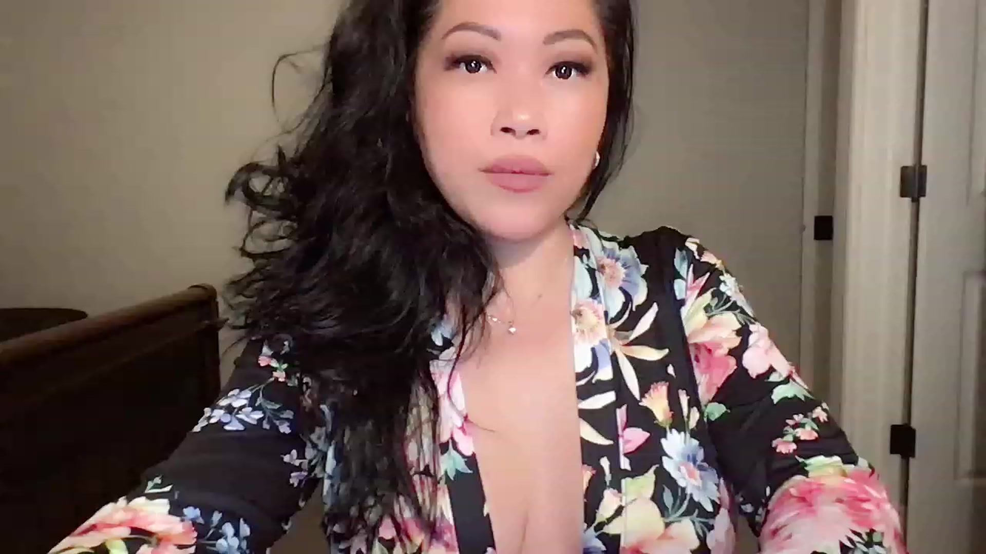 Gallery image thumbnail from Jade_Lee's myfreecams stream on, 01/09/2023, 03:34 image 3 of 20