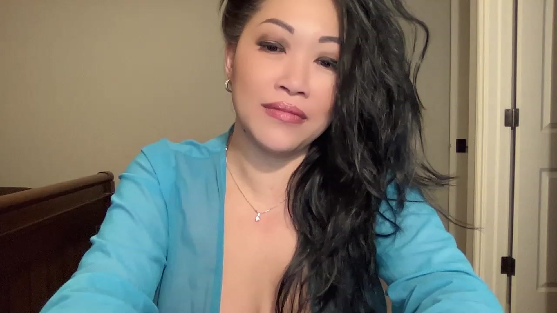 Gallery image thumbnail from Jade_Lee's myfreecams stream on, 01/11/2023, 03:29 image 4 of 20