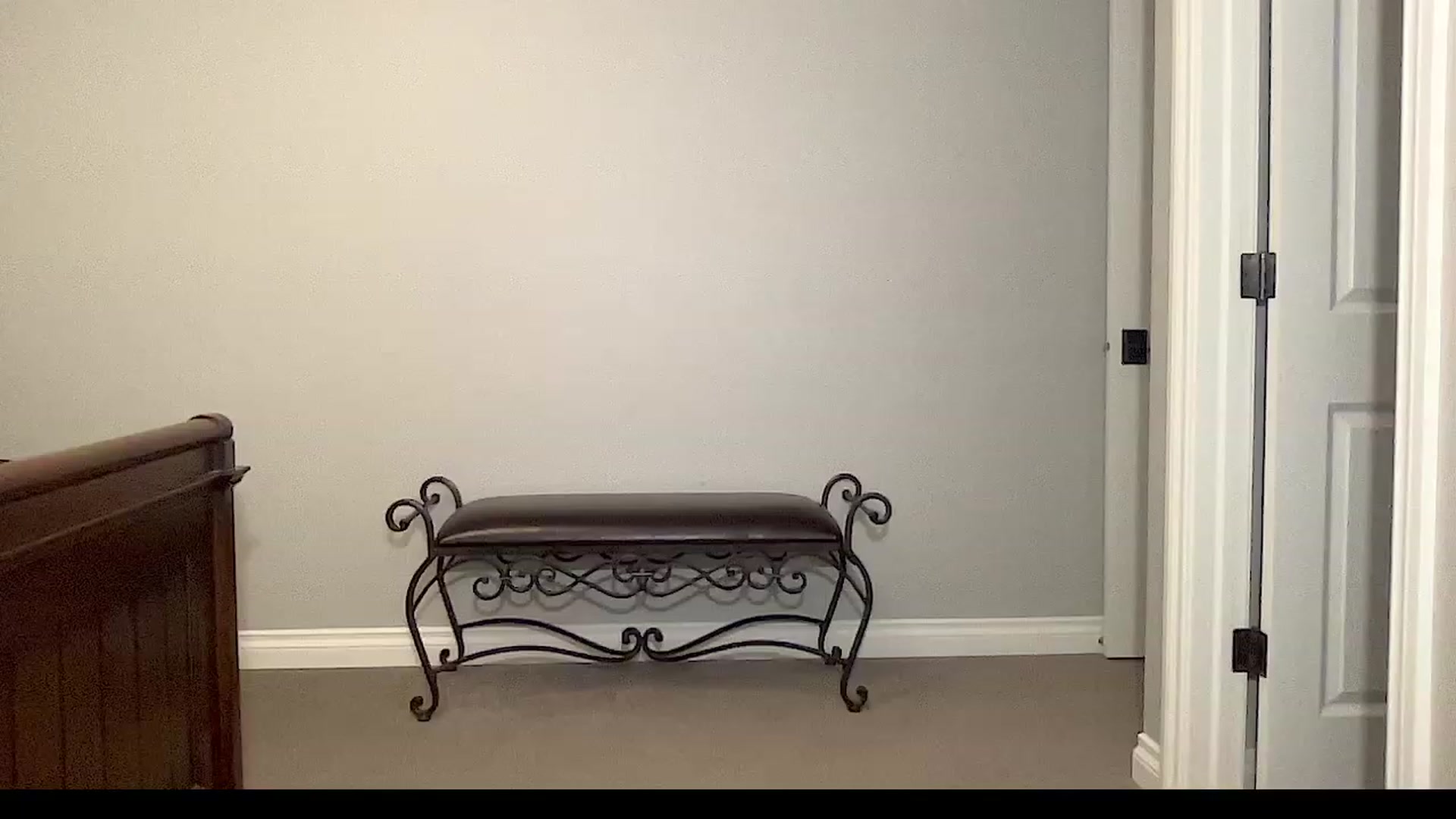 Gallery image thumbnail from Jade_Lee's myfreecams stream on, 02/20/2023, 03:10 image 17 of 20