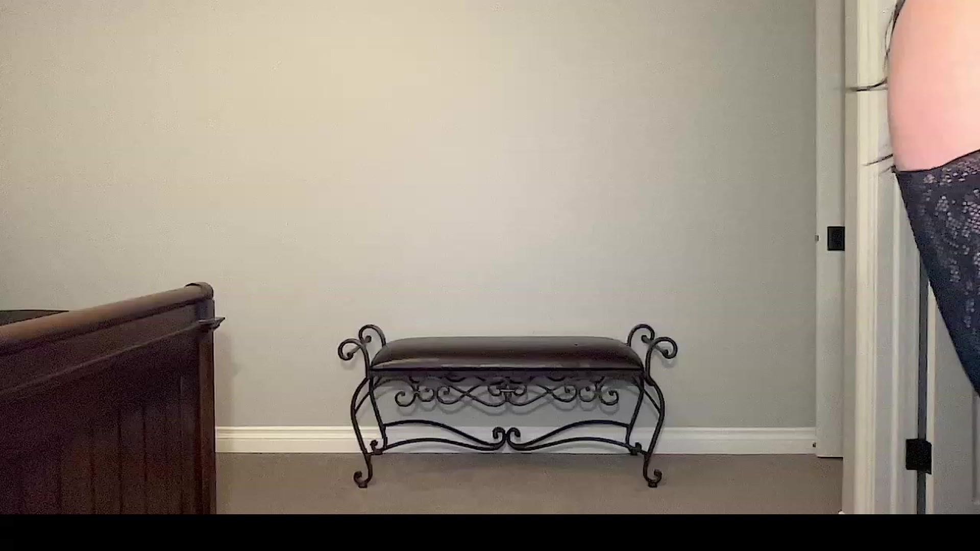 Gallery image thumbnail from Jade_Lee's myfreecams stream on, 03/07/2023, 03:37 image 1 of 20