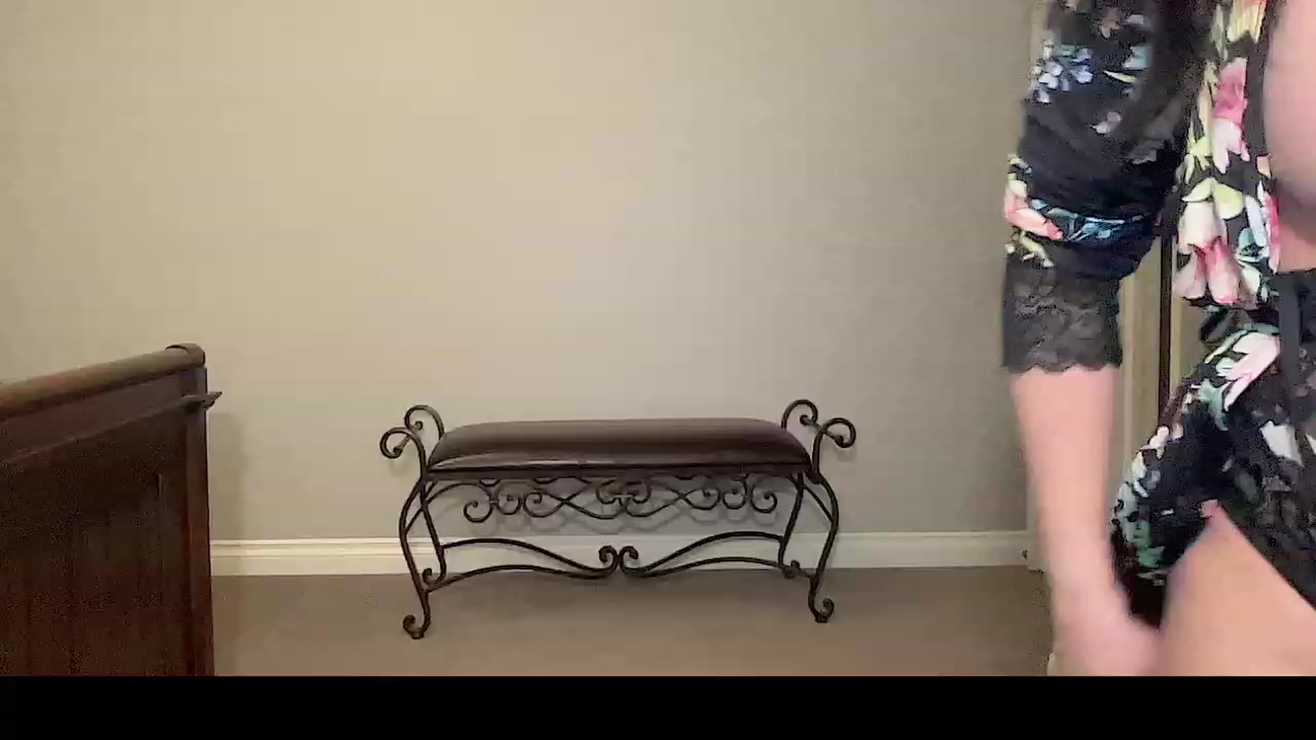Gallery image thumbnail from Jade_Lee's myfreecams stream on, 03/22/2023, 02:59 image 2 of 20