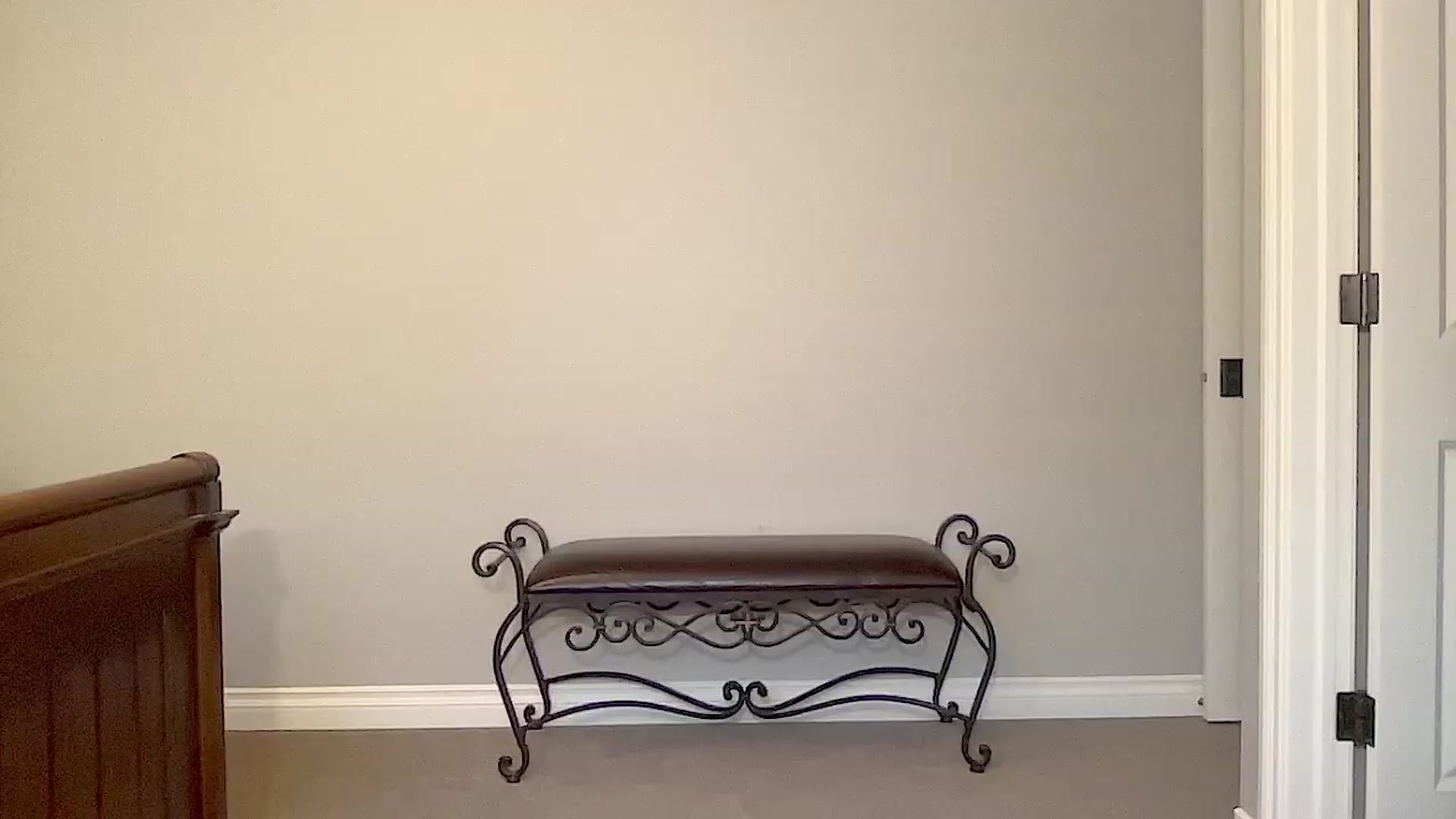 Gallery image thumbnail from Jade_Lee's myfreecams stream on, 05/08/2023, 01:51 image 17 of 20