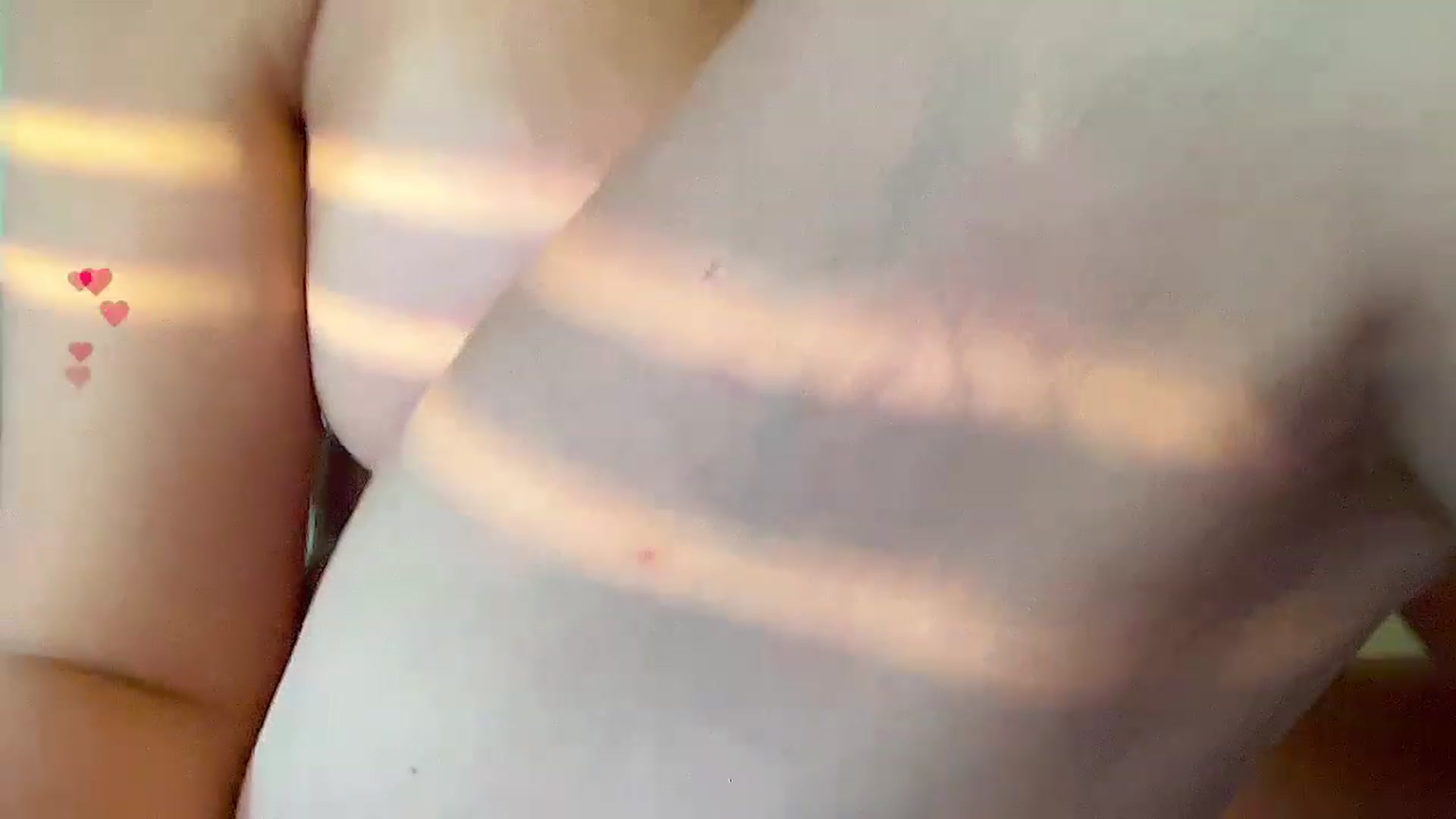 Gallery image thumbnail from Jade_Lee's myfreecams stream on, 05/13/2023, 03:17 image 12 of 20