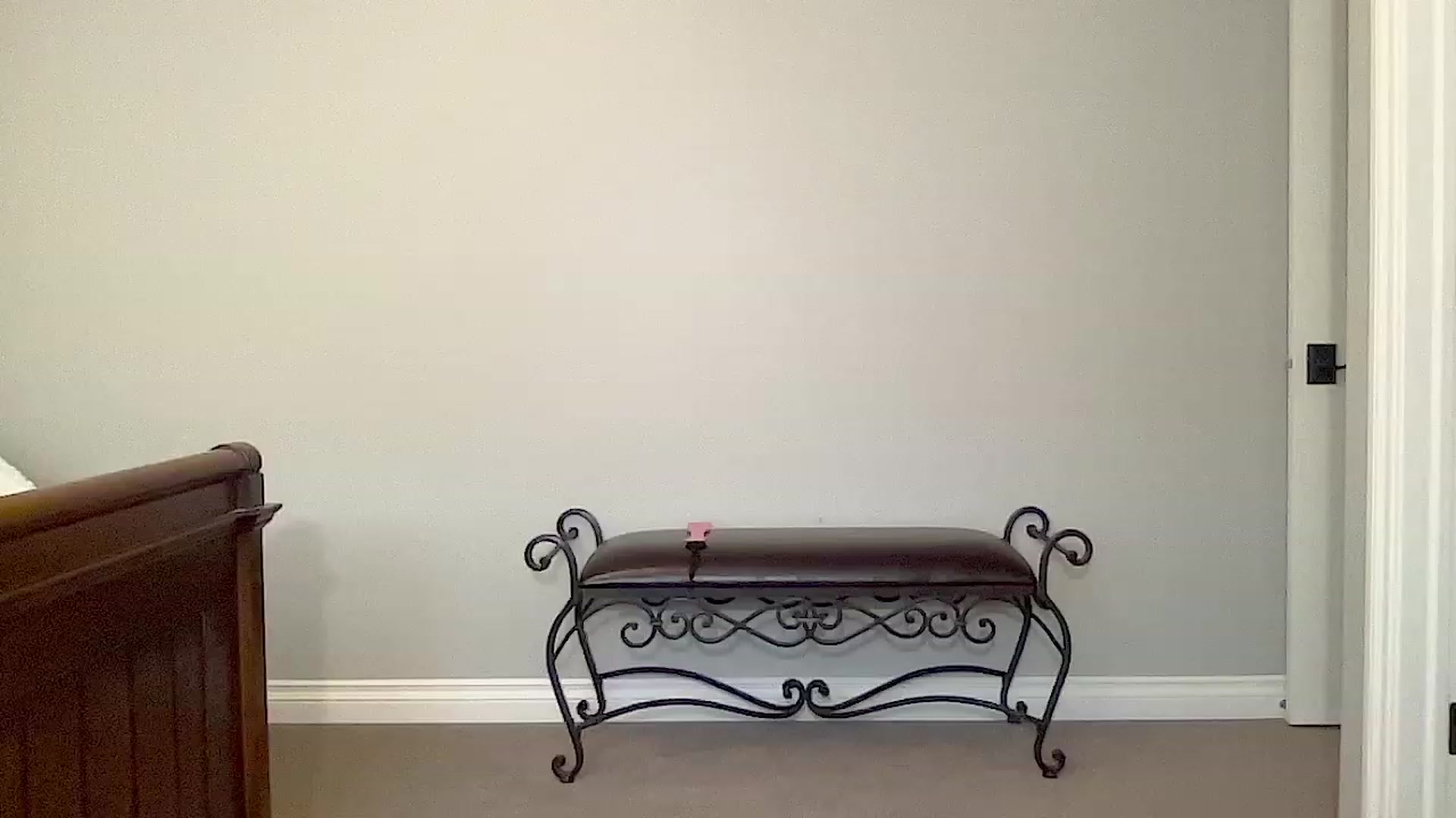 Gallery image thumbnail from Jade_Lee's myfreecams stream on, 05/14/2023, 02:51 image 16 of 20