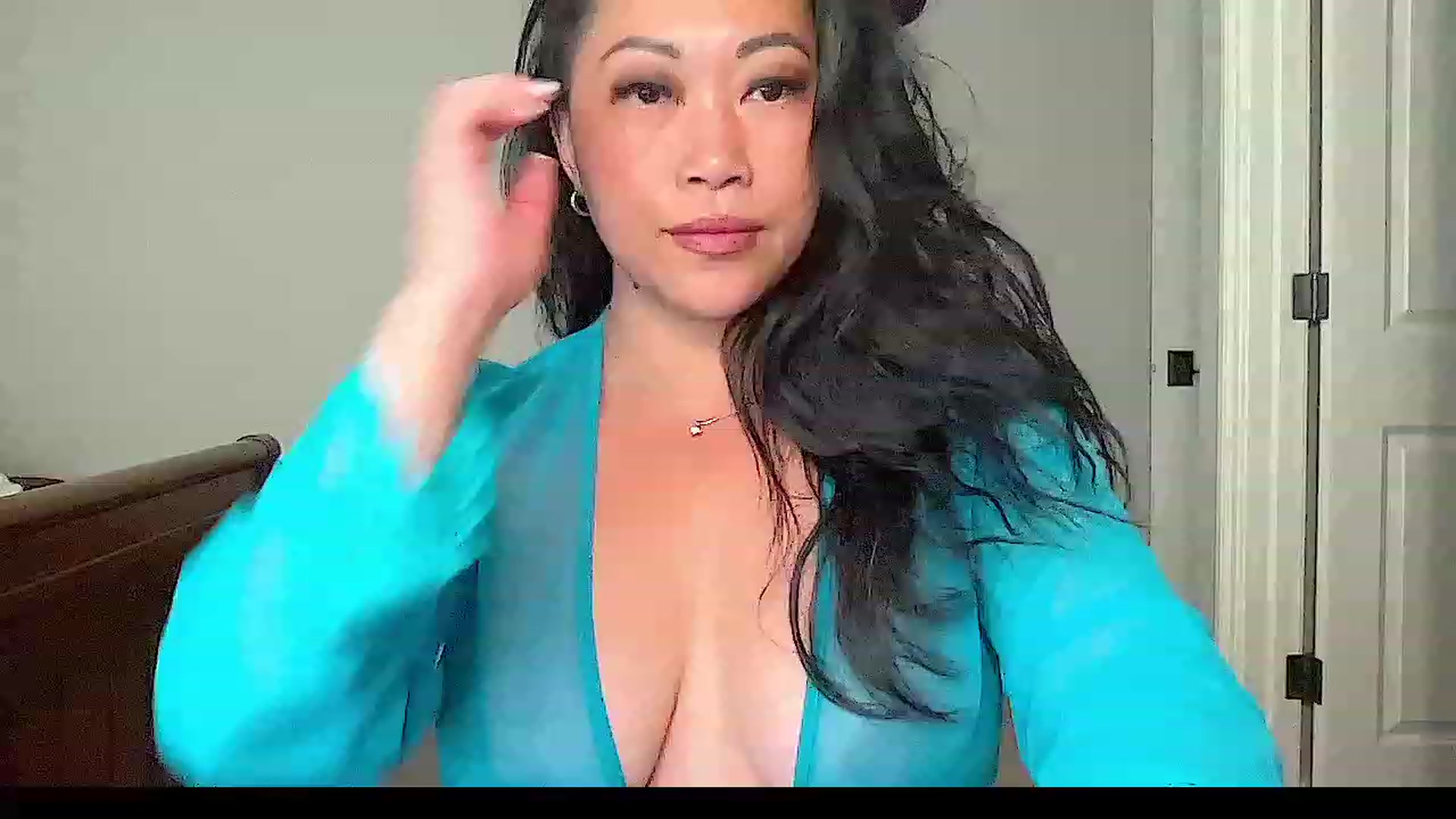 Gallery image thumbnail from Jade_Lee's myfreecams stream on, 05/23/2023, 01:47 image 2 of 20