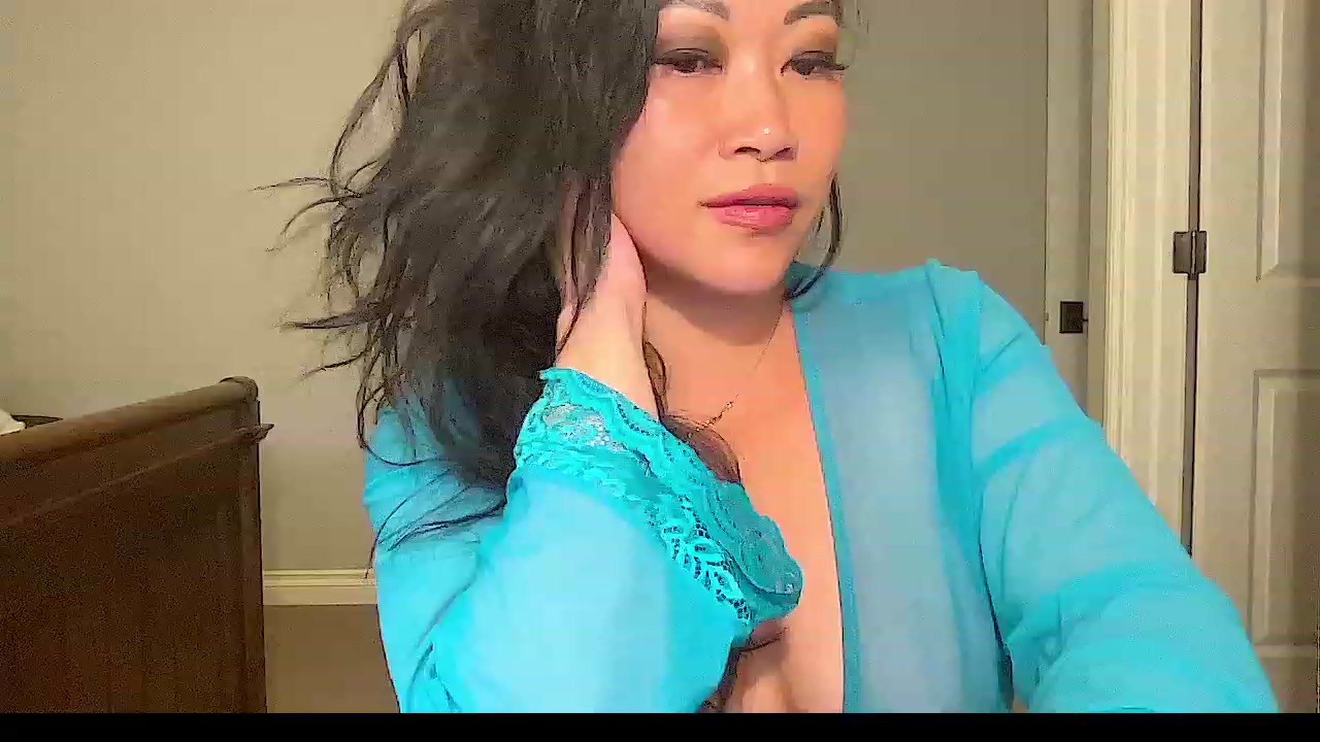 Gallery image thumbnail from Jade_Lee's myfreecams stream on, 05/23/2023, 01:47 image 12 of 20
