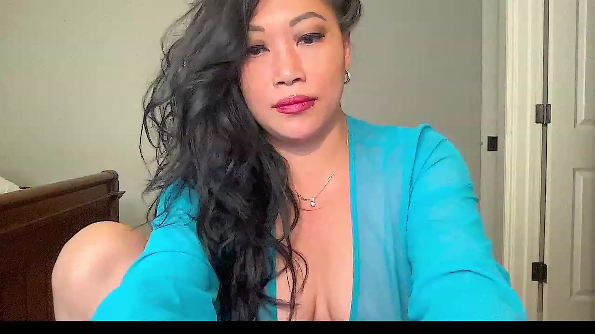 Gallery image thumbnail from Jade_Lee's myfreecams stream on, 05/27/2023, 02:08 image 10 of 20