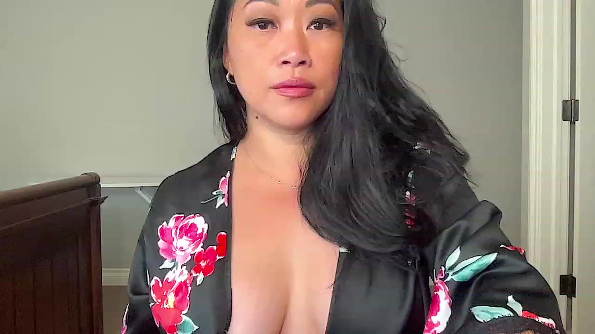Gallery image thumbnail from Jade_Lee's myfreecams stream on, 07/12/2023, 01:35 image 12 of 20