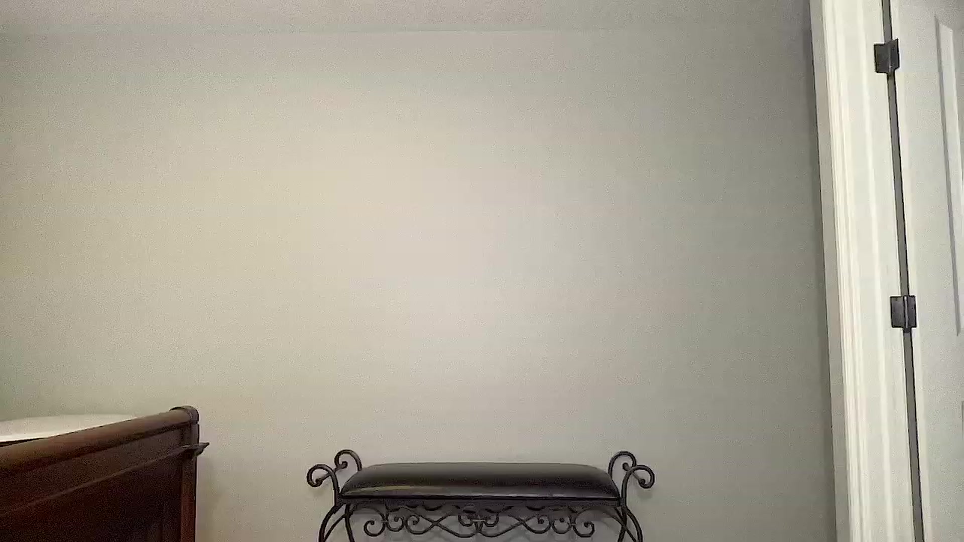 Gallery image thumbnail from Jade_Lee's myfreecams stream on, 08/06/2023, 03:09 image 14 of 20