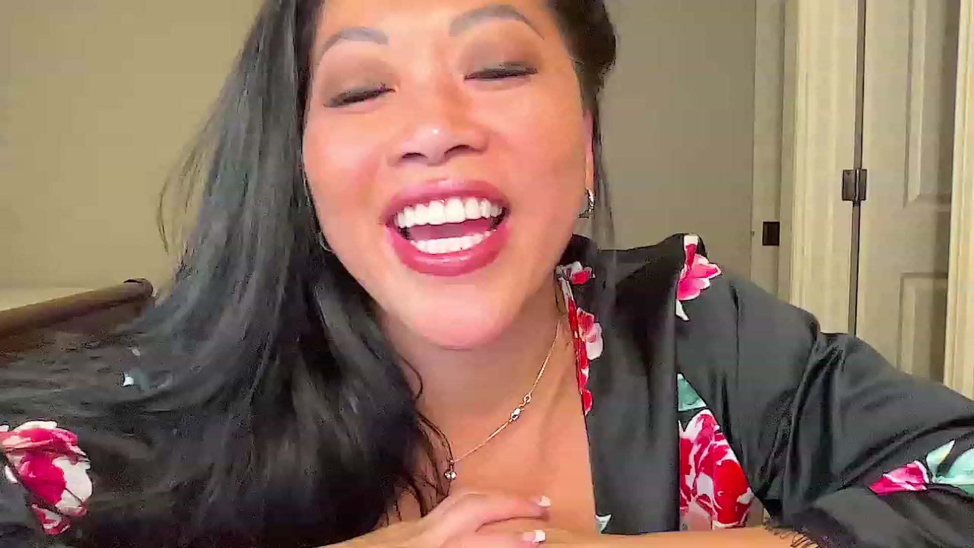 Gallery image thumbnail from Jade_Lee's myfreecams stream on, 09/18/2023, 02:21 image 4 of 20