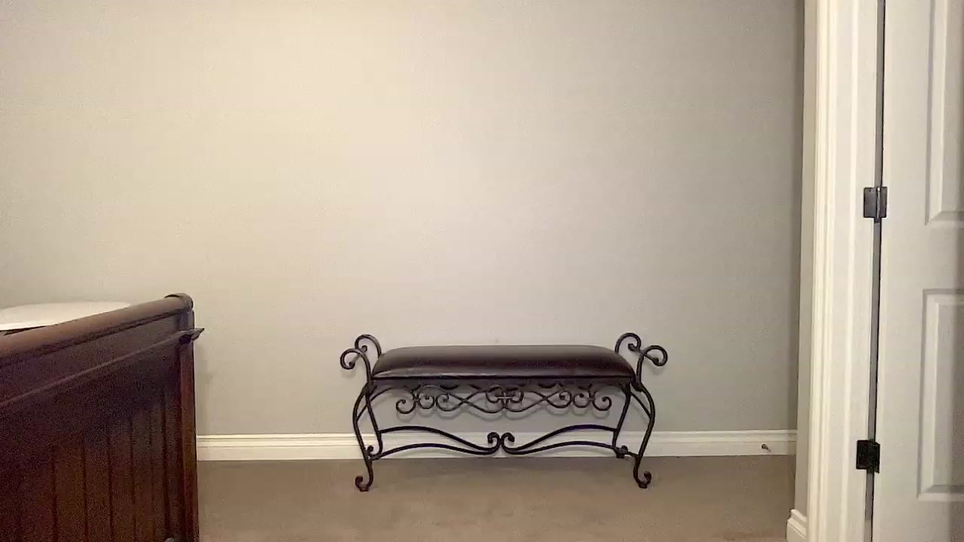 Gallery image thumbnail from Jade_Lee's myfreecams stream on, 11/06/2023, 03:20 image 11 of 20
