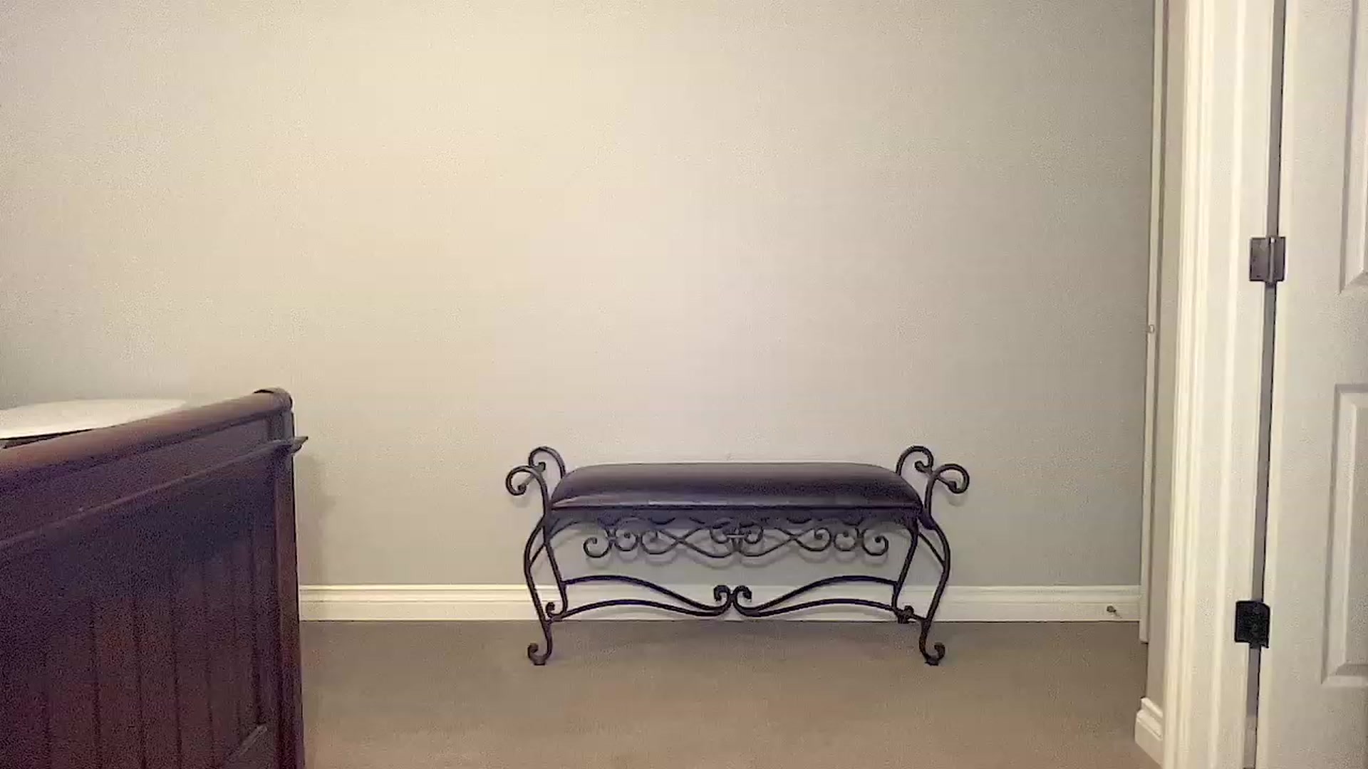 Gallery image thumbnail from Jade_Lee's myfreecams stream on, 11/25/2023, 02:25 image 6 of 20