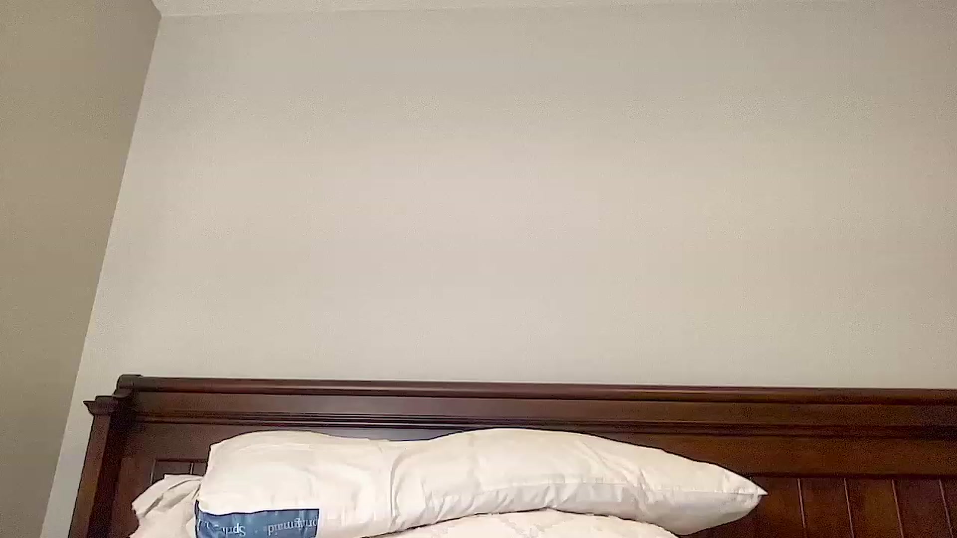 Gallery image thumbnail from Jade_Lee's myfreecams stream on, 11/28/2023, 04:22 image 12 of 20