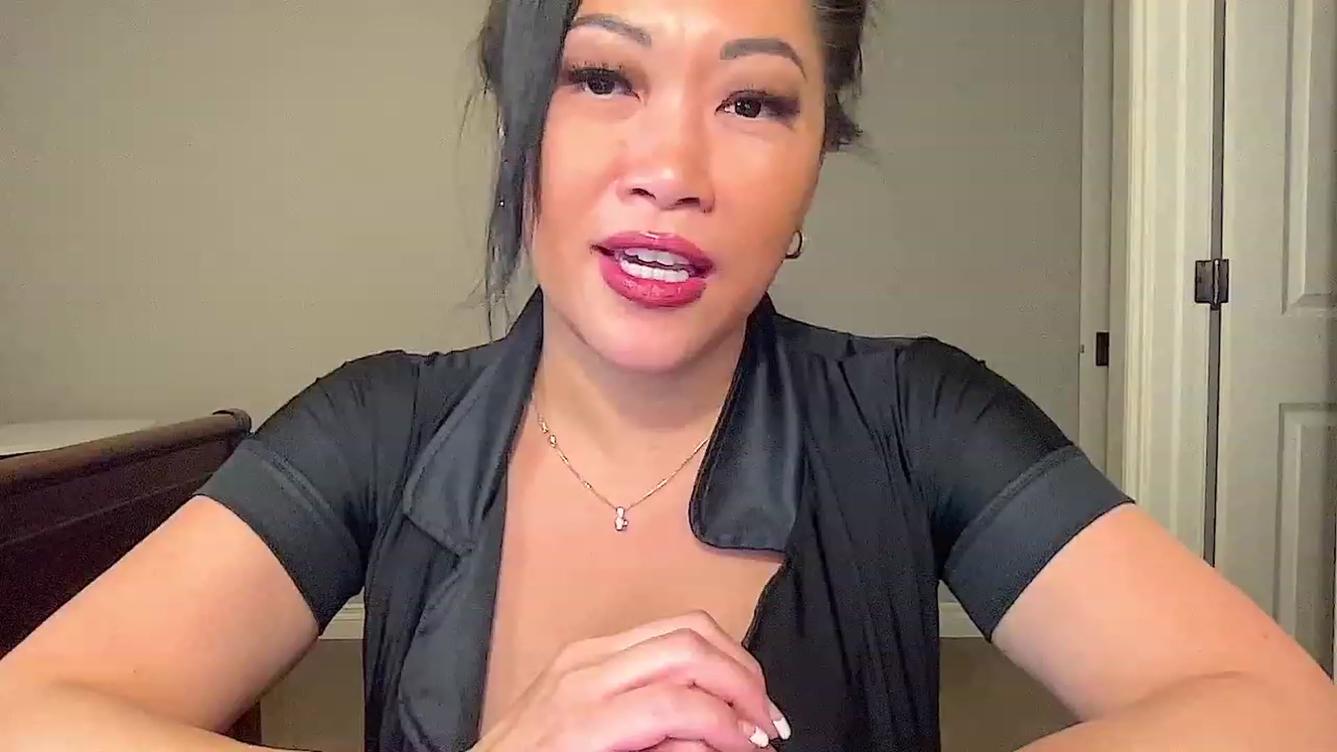 Gallery image thumbnail from Jade_Lee's myfreecams stream on, 12/04/2023, 01:18 image 6 of 20