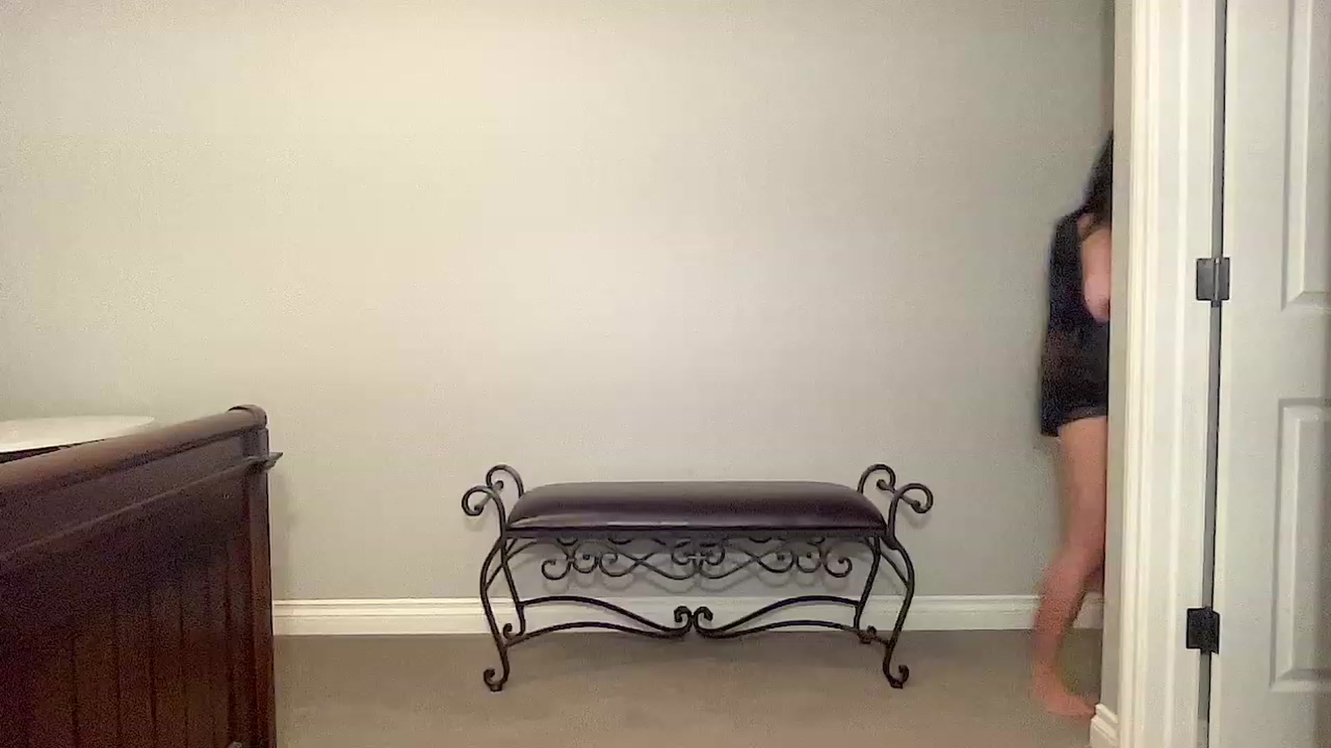 Gallery image thumbnail from Jade_Lee's myfreecams stream on, 12/06/2023, 04:42 image 12 of 20
