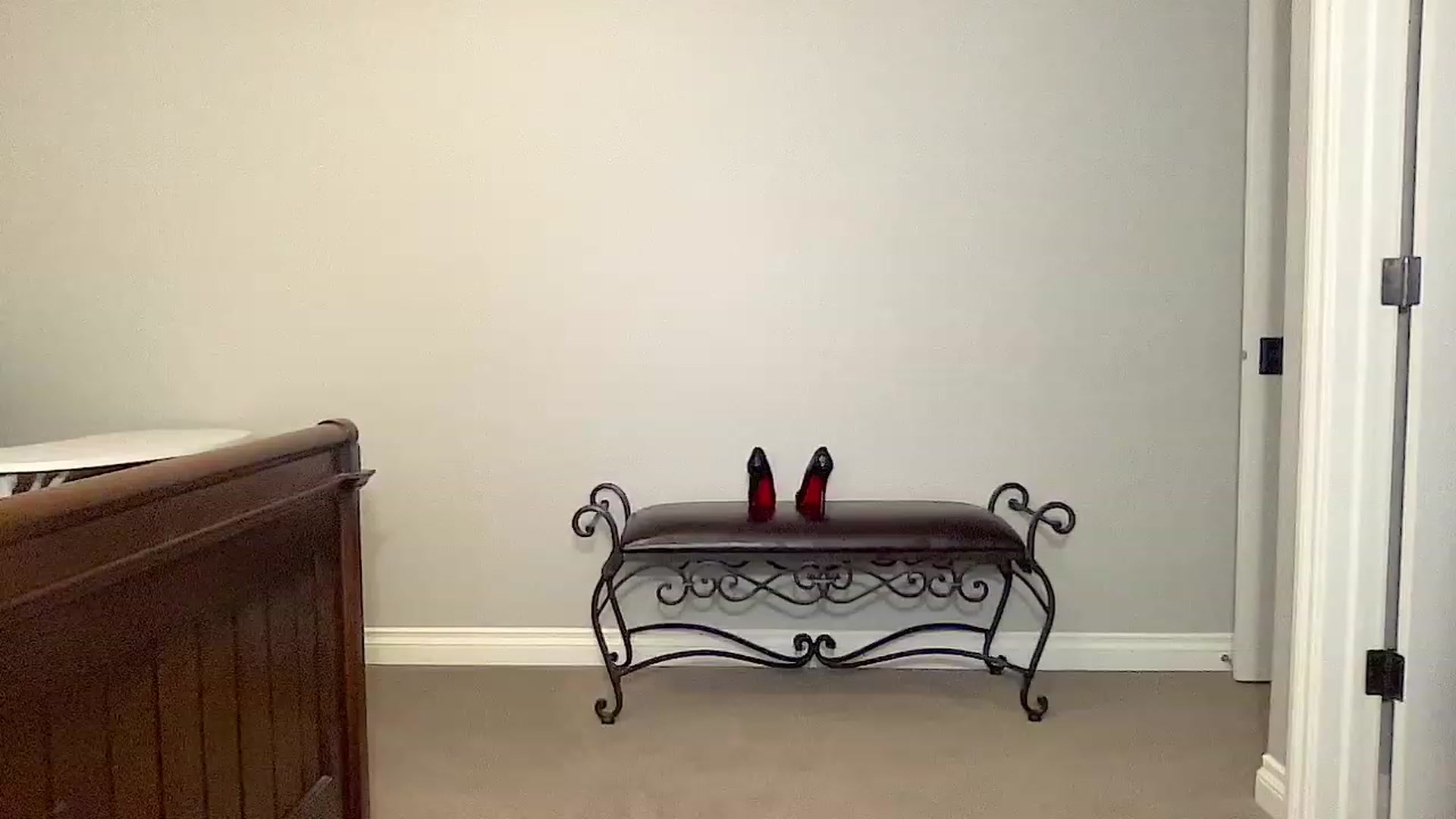 Gallery image thumbnail from Jade_Lee's myfreecams stream on, 01/15/2024, 03:35 image 6 of 20