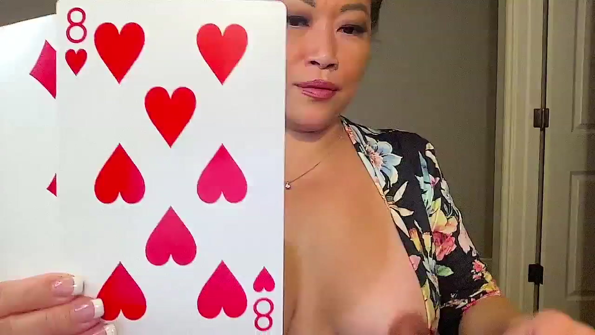 Gallery image thumbnail from Jade_Lee's myfreecams stream on, 02/01/2024, 03:33 image 3 of 20