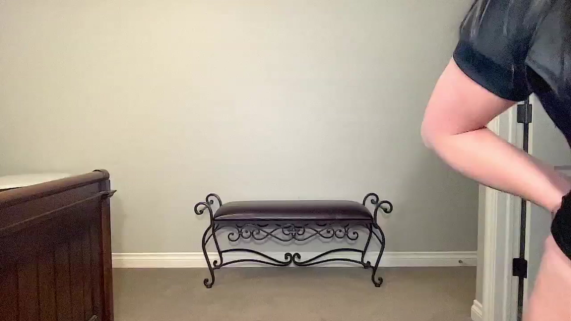 Gallery image thumbnail from Jade_Lee's myfreecams stream on, 02/26/2024, 03:30 image 18 of 20