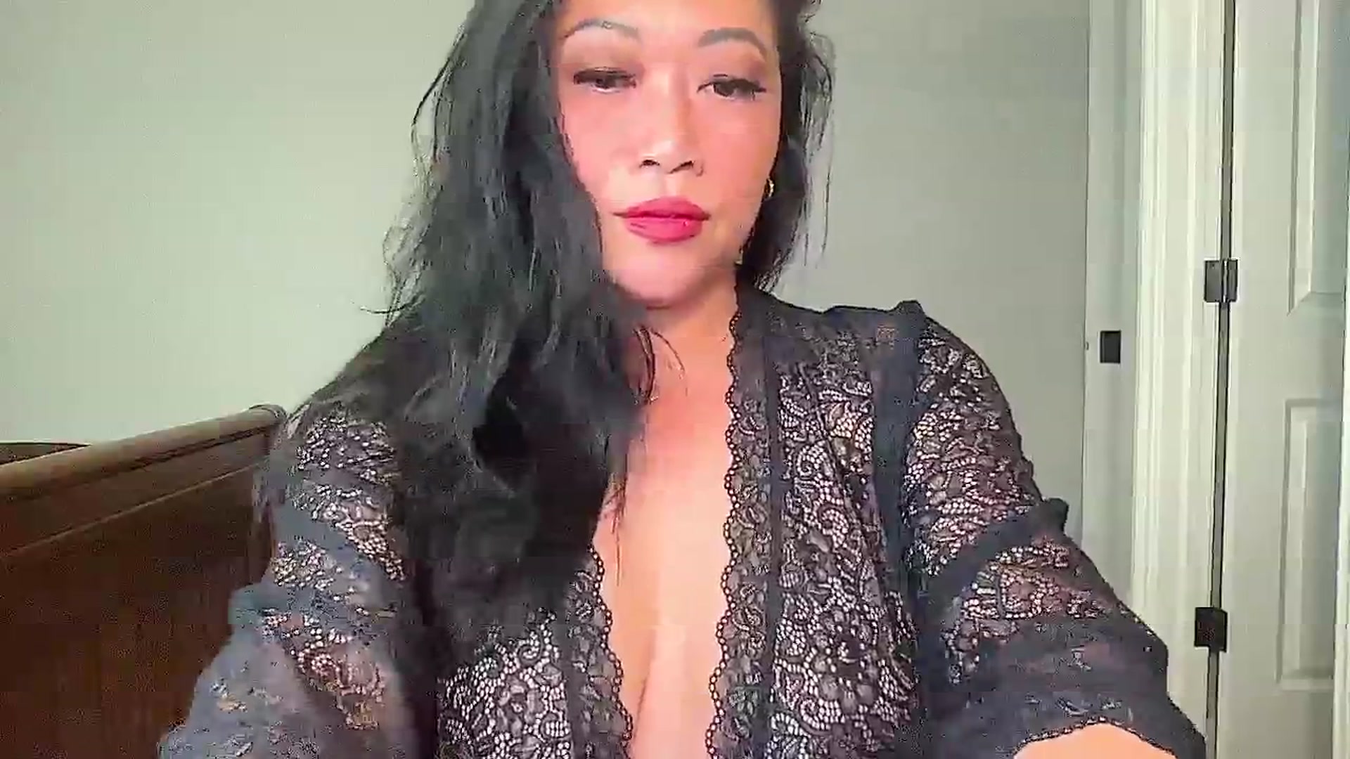 Gallery image thumbnail from Jade_Lee's myfreecams stream on, 06/21/2024, 02:03 image 13 of 20