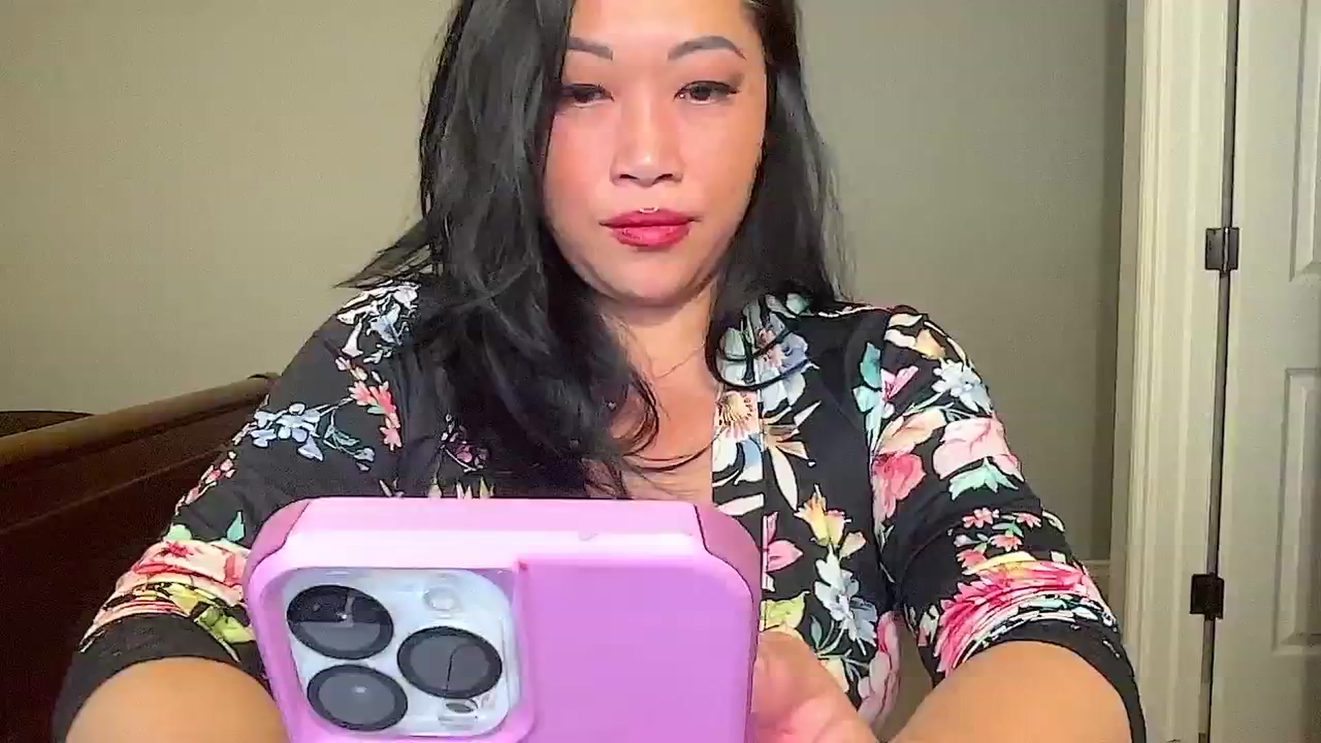Gallery image thumbnail from Jade_Lee's myfreecams stream on, 08/31/2024, 03:21 image 11 of 20