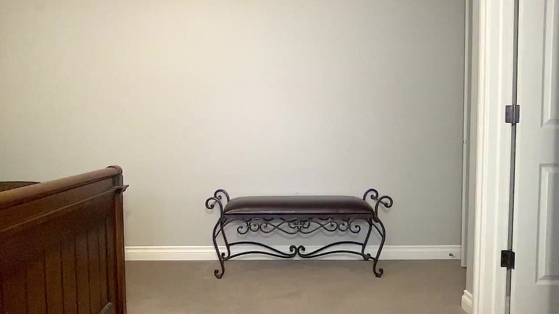 Gallery image thumbnail from Jade_Lee's myfreecams stream on, 09/10/2024, 03:20 image 1 of 20