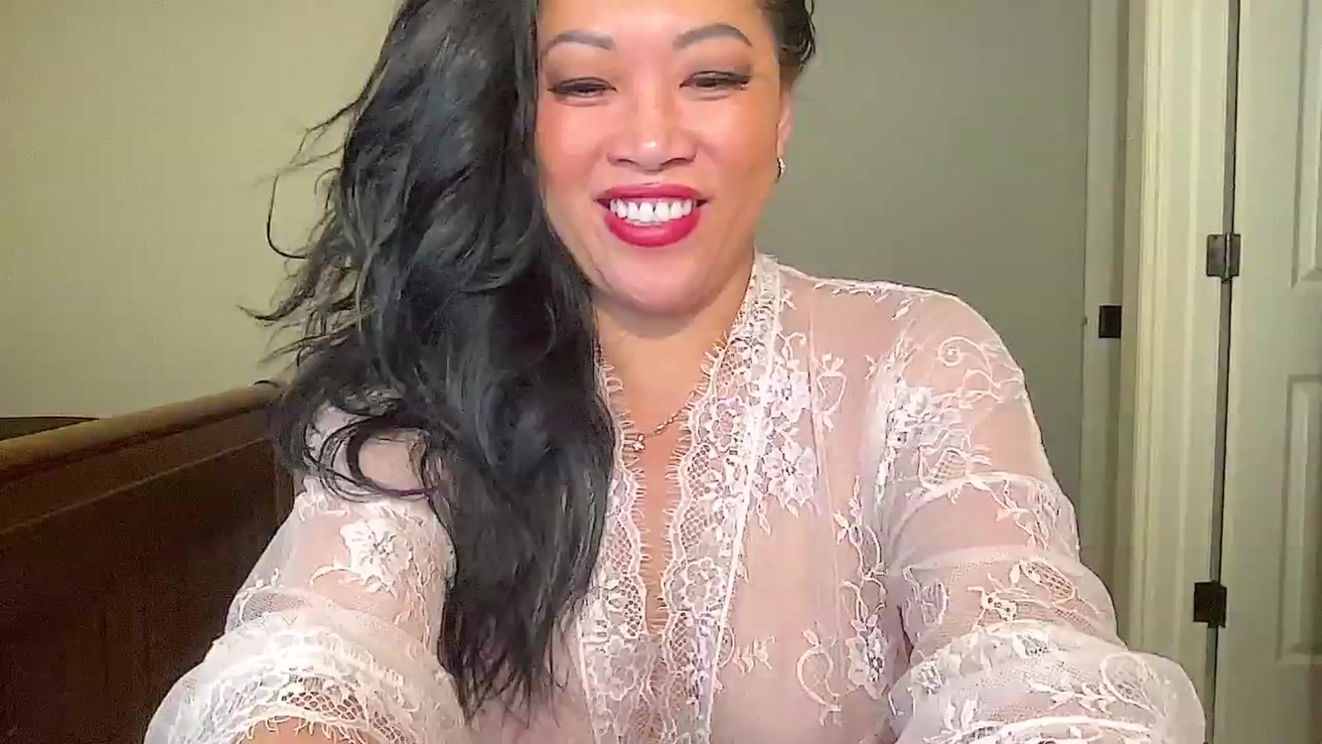 Gallery image thumbnail from Jade_Lee's myfreecams stream on, 12/11/2024, 04:12 image 2 of 20