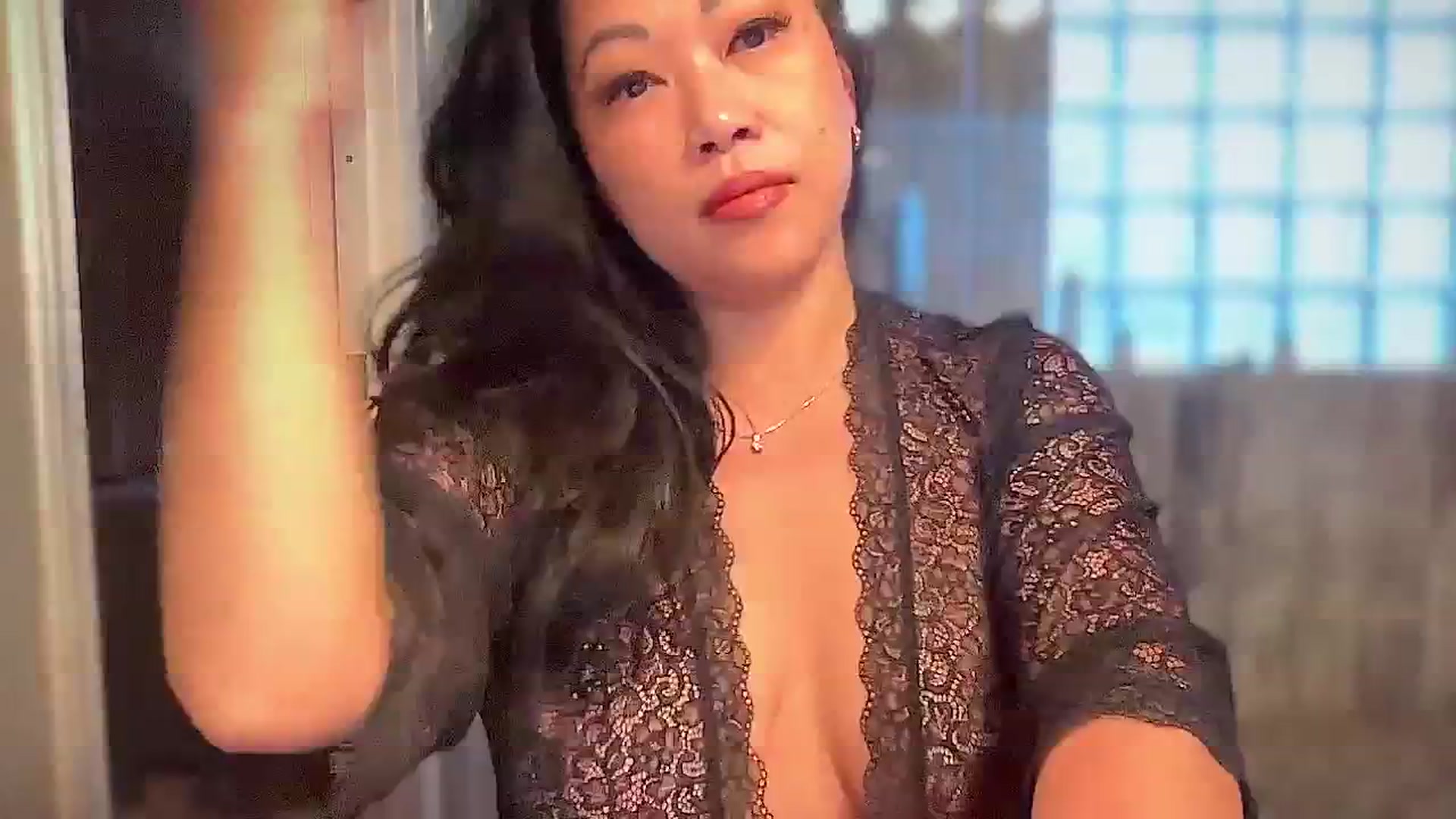 Gallery image thumbnail from Jade_Lee's myfreecams stream on, 03/24/2025, 01:03 image 4 of 20