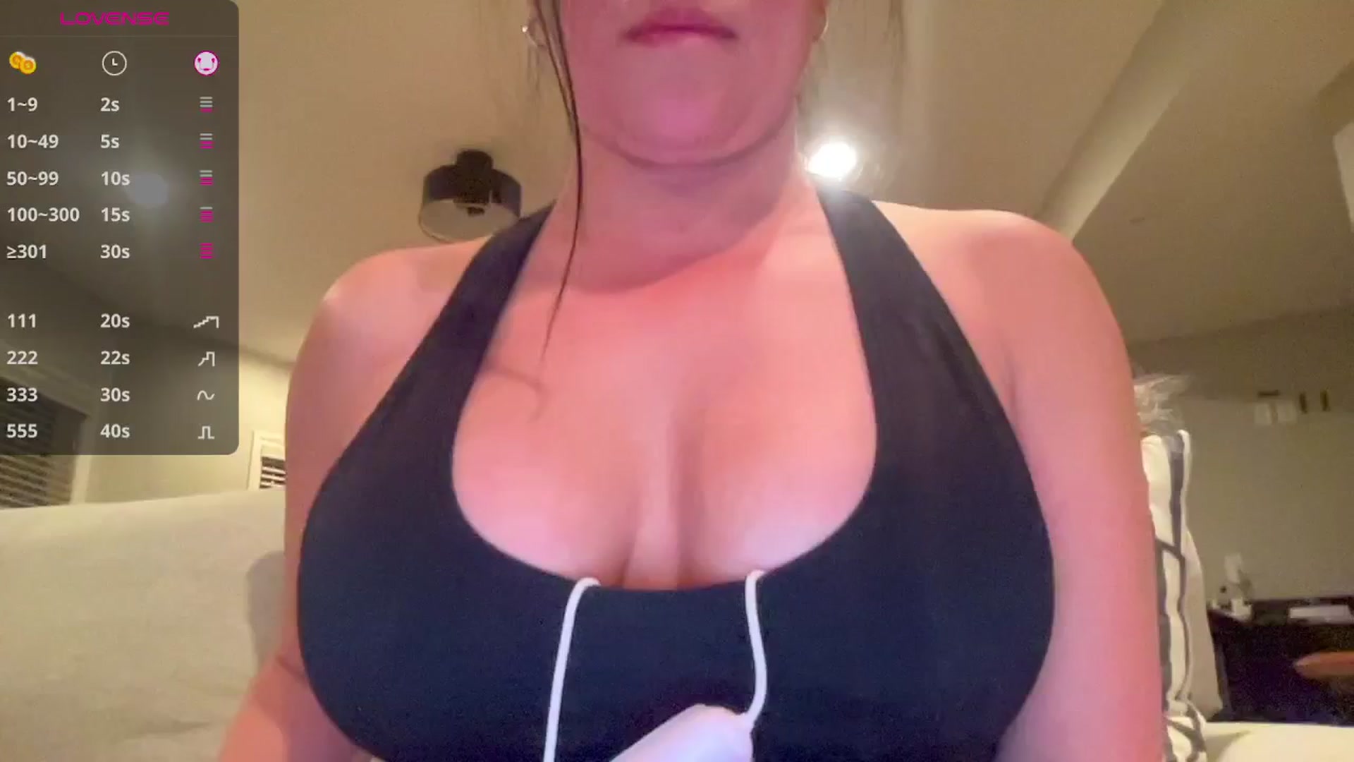 Gallery image thumbnail from Jade_Lee's myfreecams stream on, 01/25/2026, 01:42 image 15 of 20