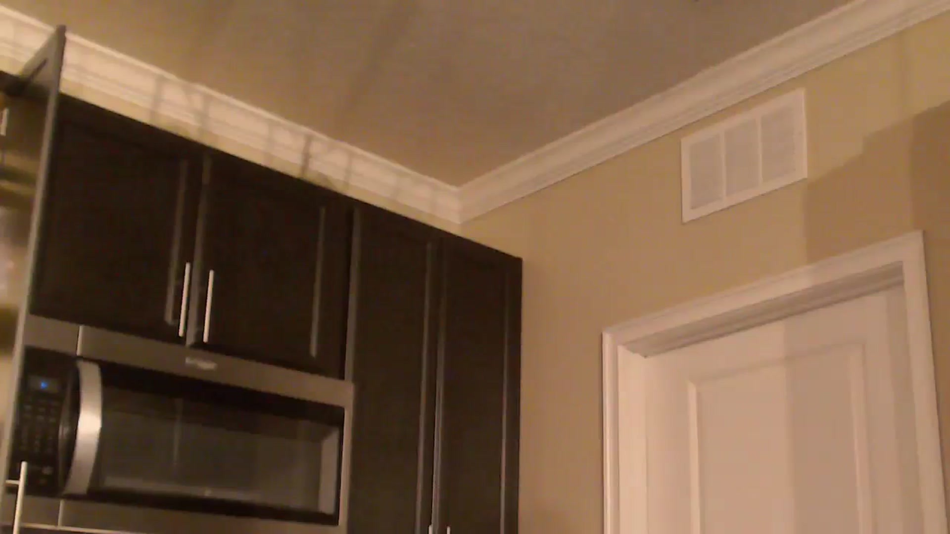 Gallery image thumbnail from Jade_Luv7's myfreecams stream on, 07/23/2023, 24:32 image 16 of 20