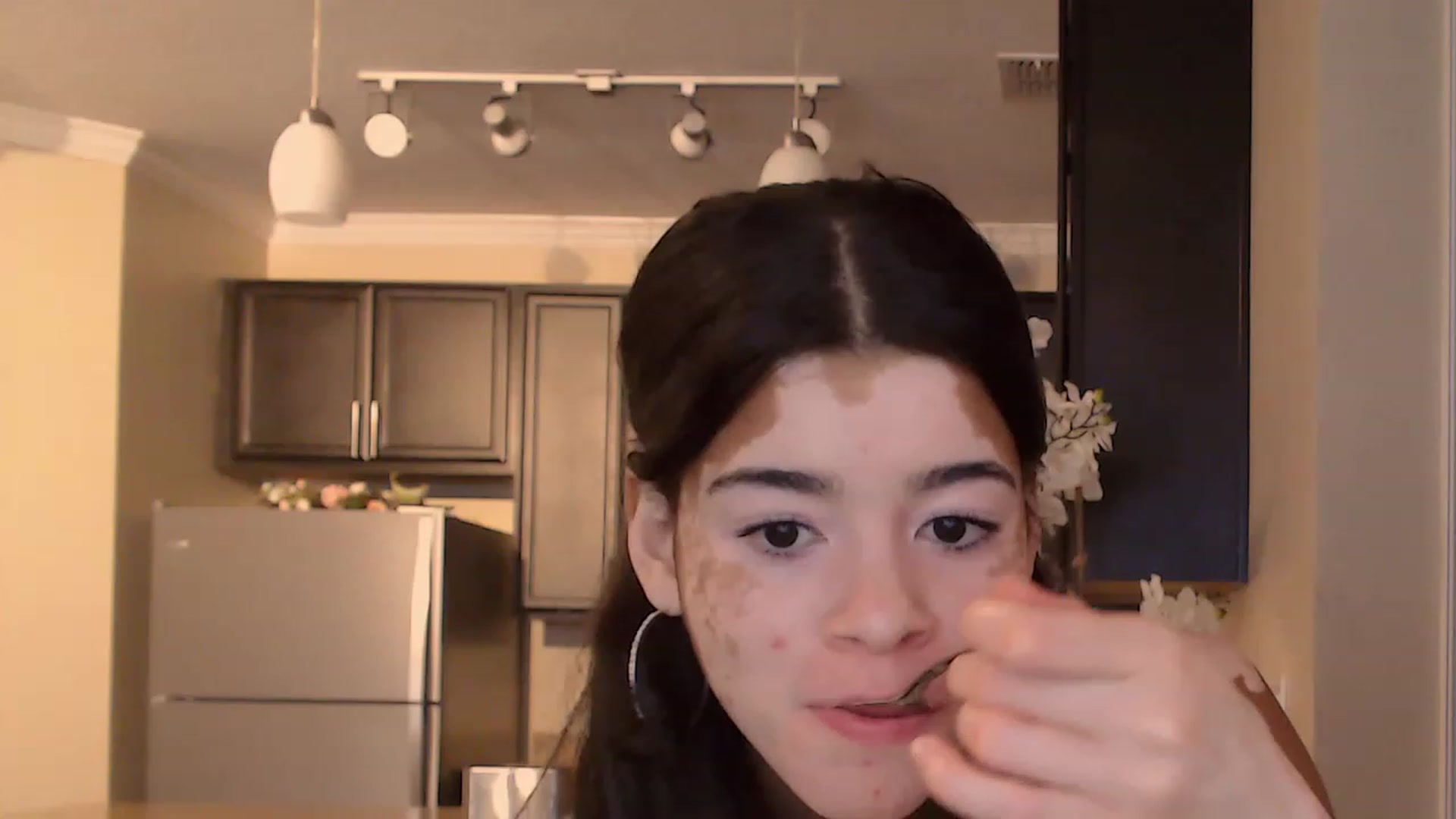 Gallery image thumbnail from Jade_Luv7's myfreecams stream on, 07/23/2023, 23:17 image 9 of 20