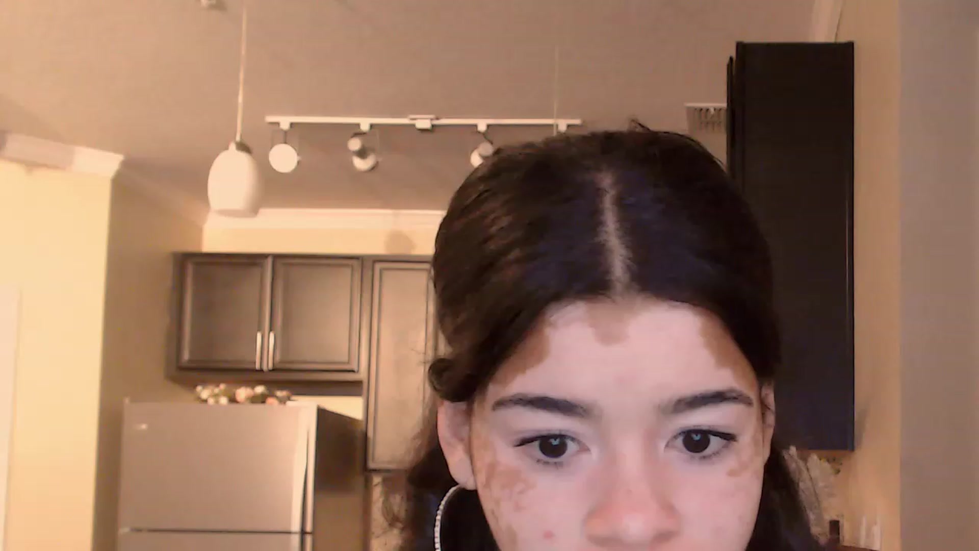 Gallery image thumbnail from Jade_Luv7's myfreecams stream on, 07/23/2023, 23:46 image 17 of 20