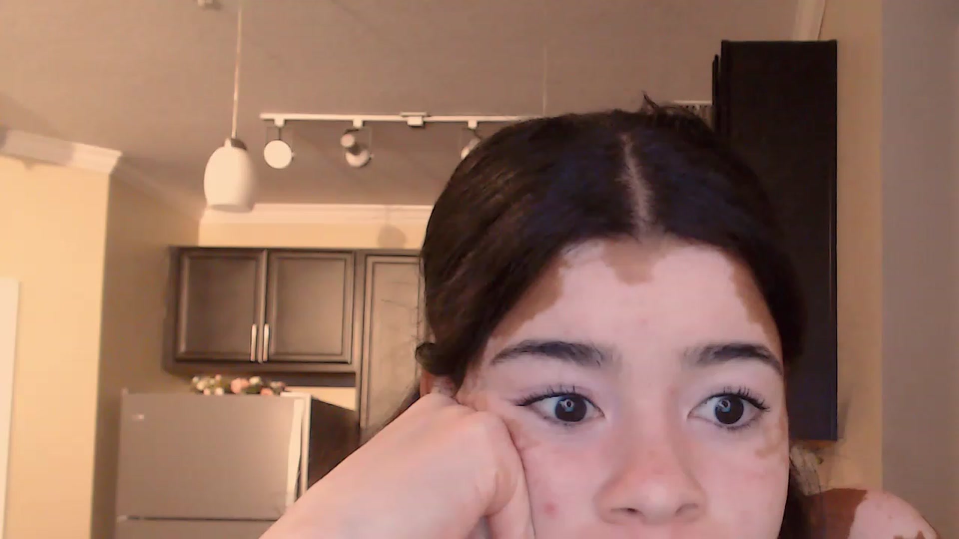 Gallery image thumbnail from Jade_Luv7's myfreecams stream on, 07/23/2023, 23:46 image 10 of 20