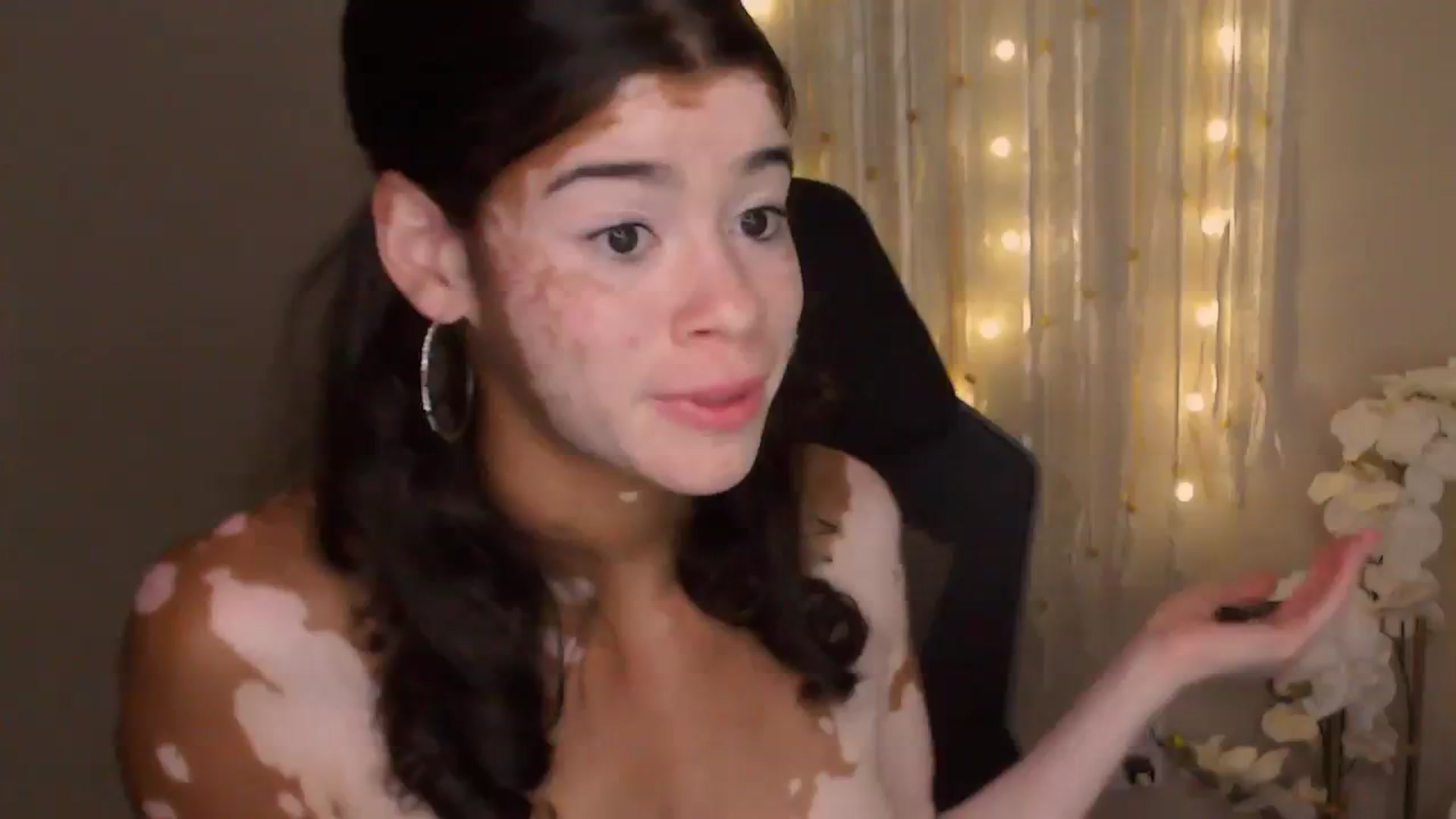 Gallery image thumbnail from Jade_Luv7's myfreecams stream on, 07/25/2023, 09:16 image 4 of 20