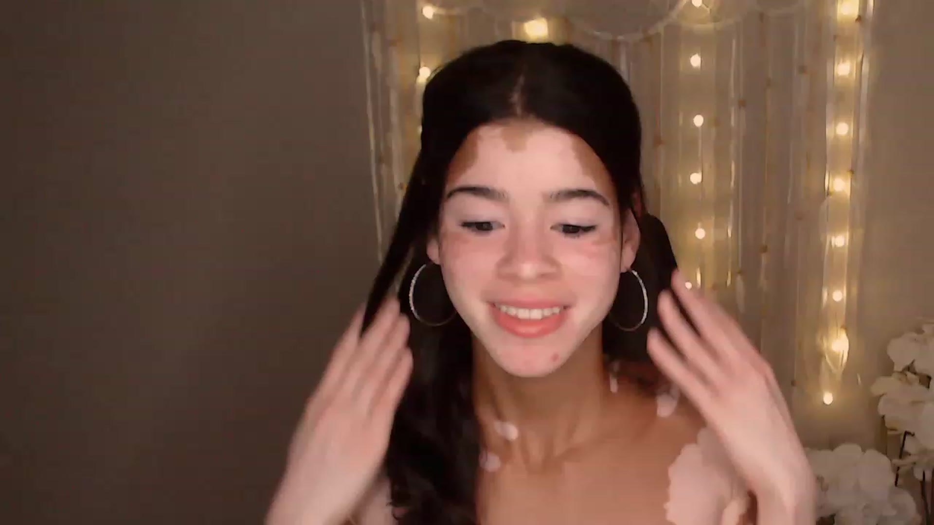 Gallery image thumbnail from Jade_Luv7's myfreecams stream on, 07/29/2023, 02:13 image 1 of 20