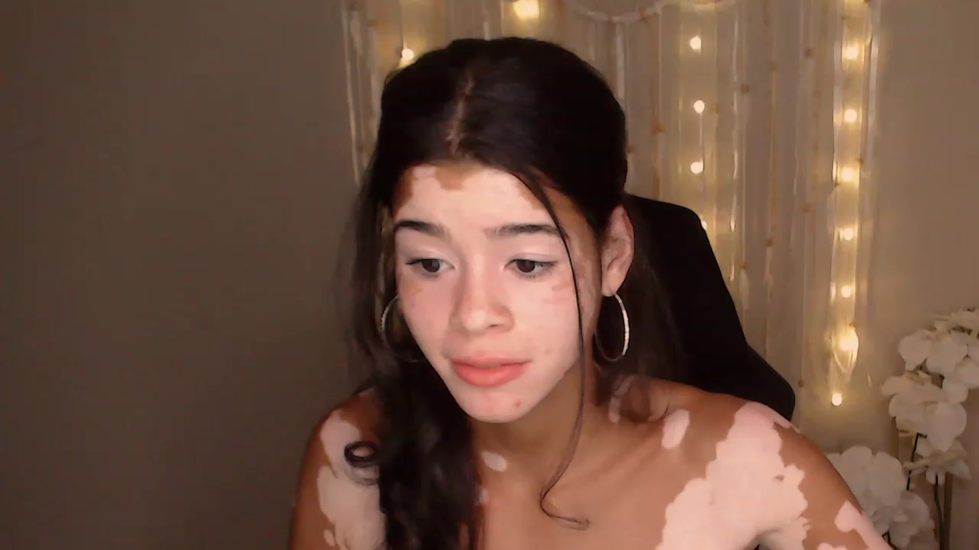 Gallery image thumbnail from Jade_Luv7's myfreecams stream on, 07/29/2023, 02:13 image 16 of 20