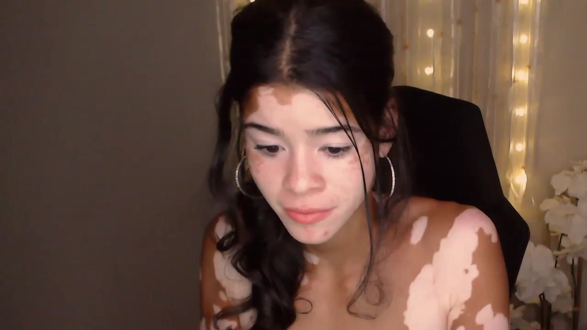 Gallery image thumbnail from Jade_Luv7's myfreecams stream on, 07/29/2023, 03:53 image 16 of 20