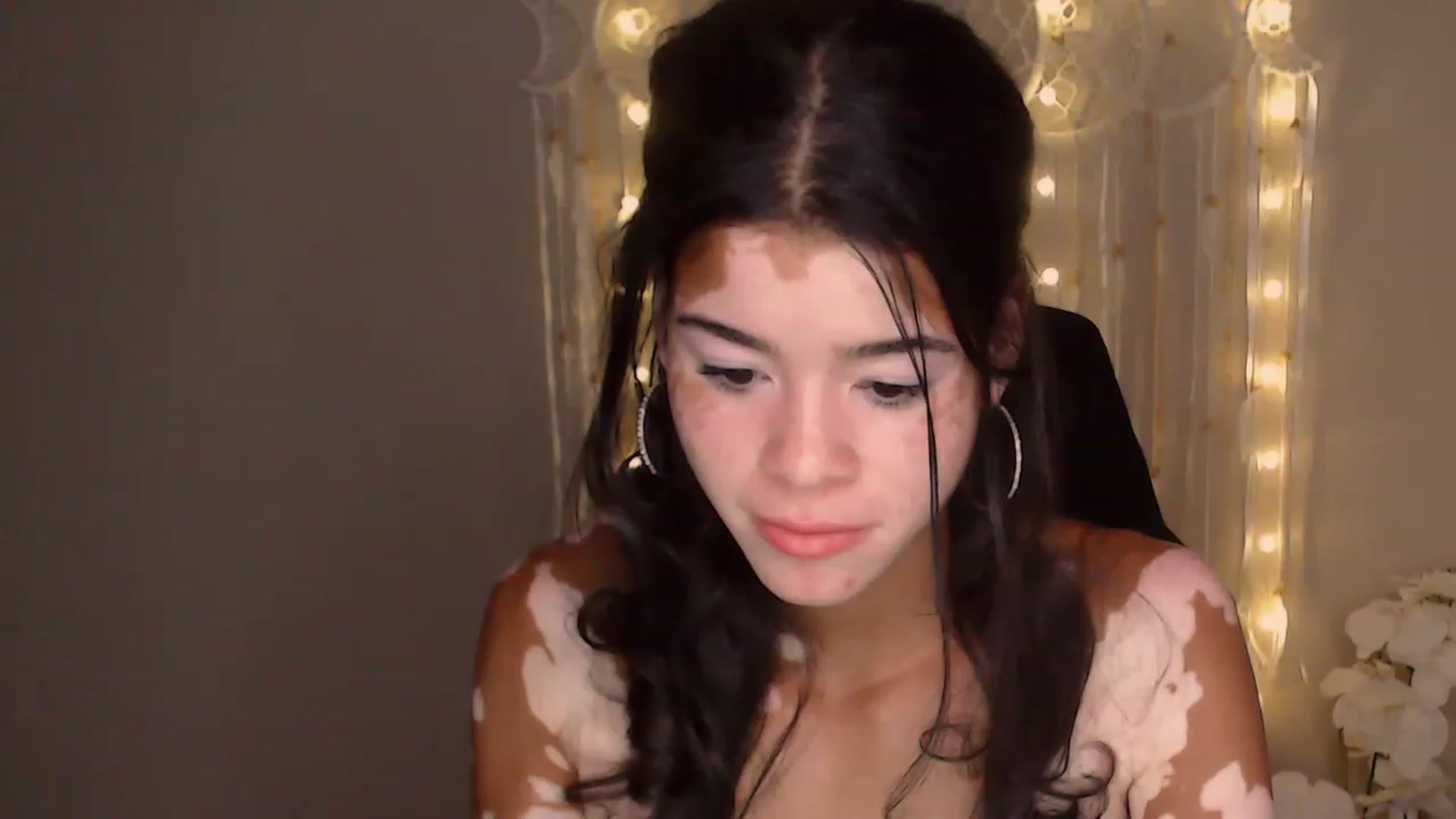 Gallery image thumbnail from Jade_Luv7's myfreecams stream on, 07/29/2023, 03:53 image 17 of 20