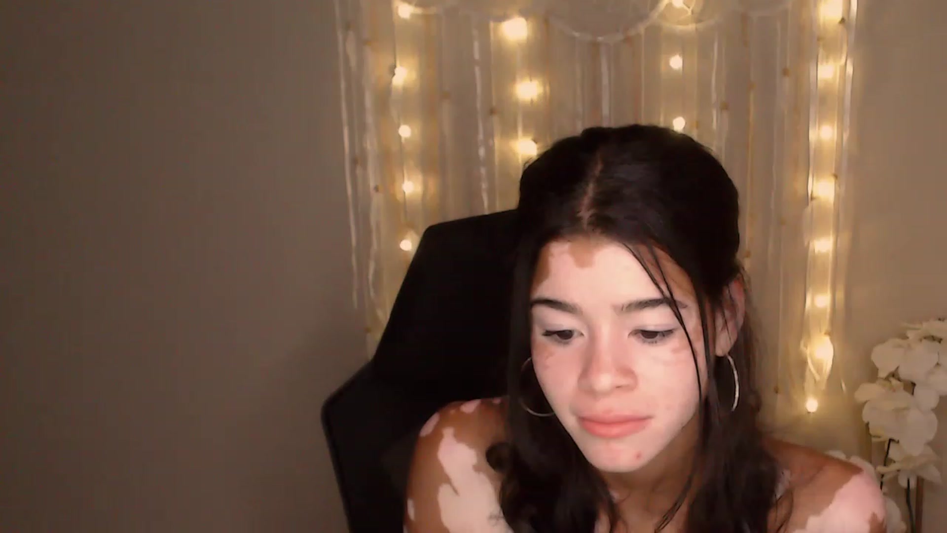 Gallery image thumbnail from Jade_Luv7's myfreecams stream on, 07/29/2023, 03:53 image 4 of 20