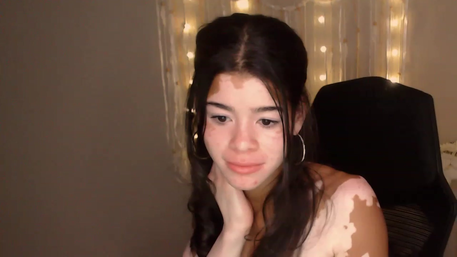 Gallery image thumbnail from Jade_Luv7's myfreecams stream on, 07/29/2023, 05:23 image 3 of 20