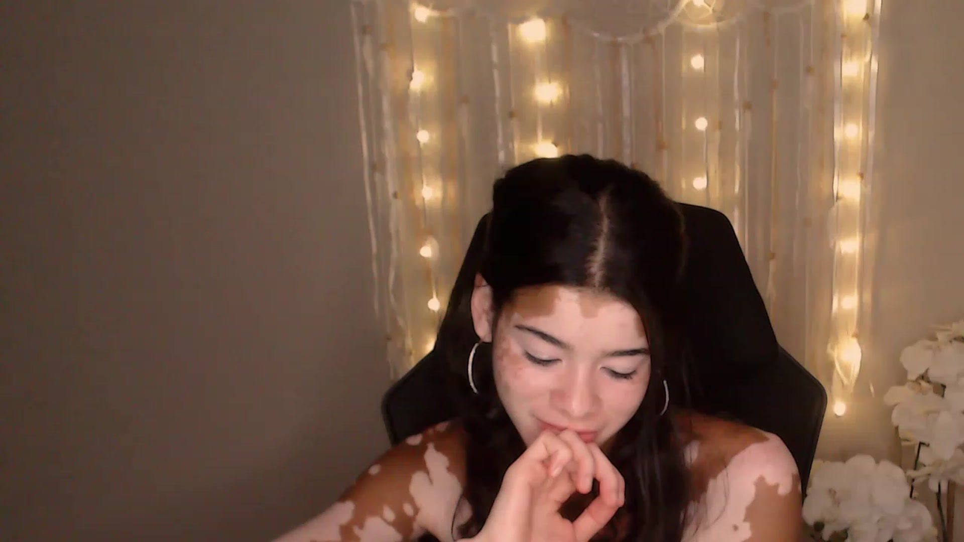 Gallery image thumbnail from Jade_Luv7's myfreecams stream on, 07/29/2023, 05:23 image 16 of 20