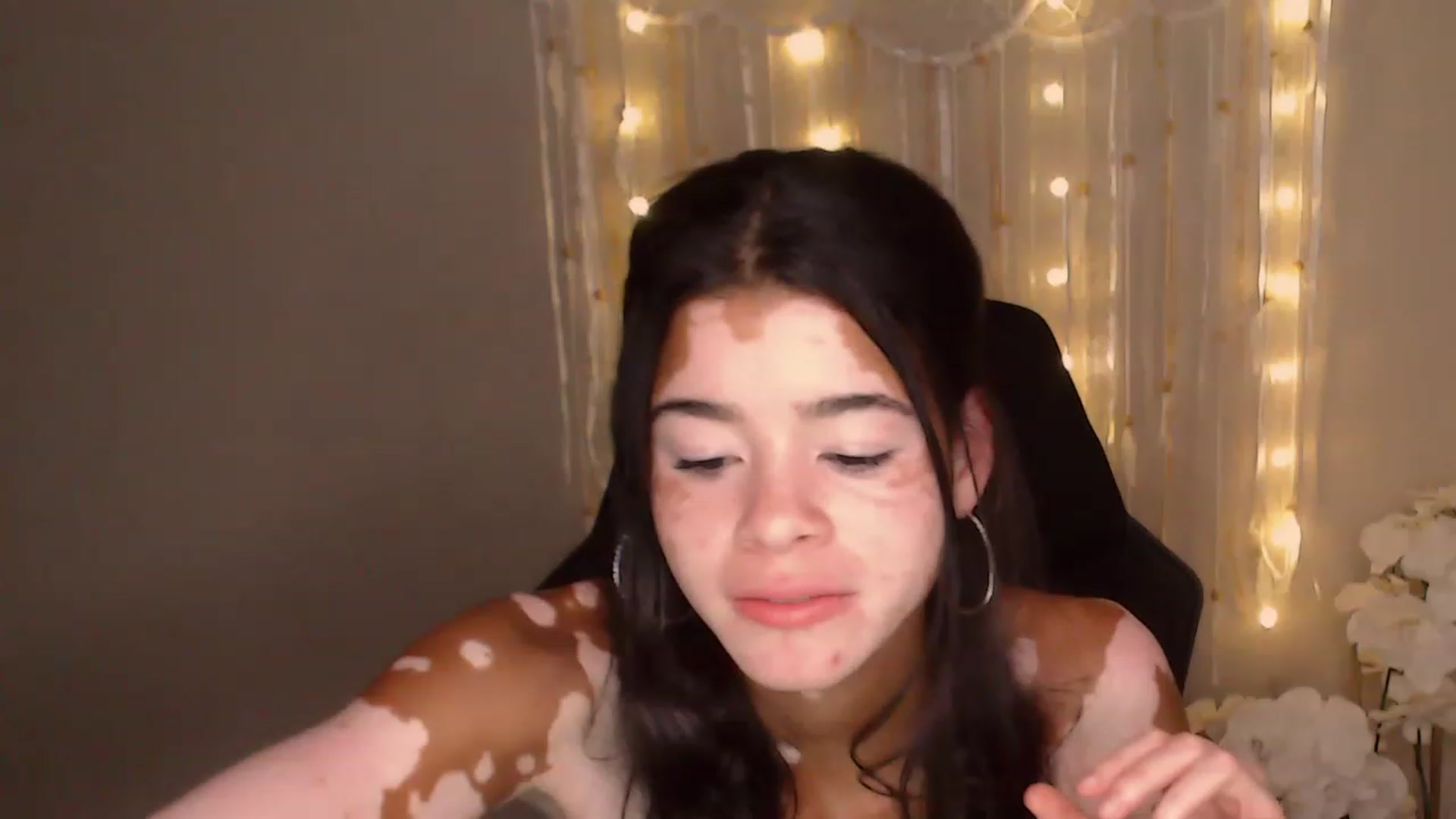 Gallery image thumbnail from Jade_Luv7's myfreecams stream on, 07/29/2023, 05:23 image 14 of 20