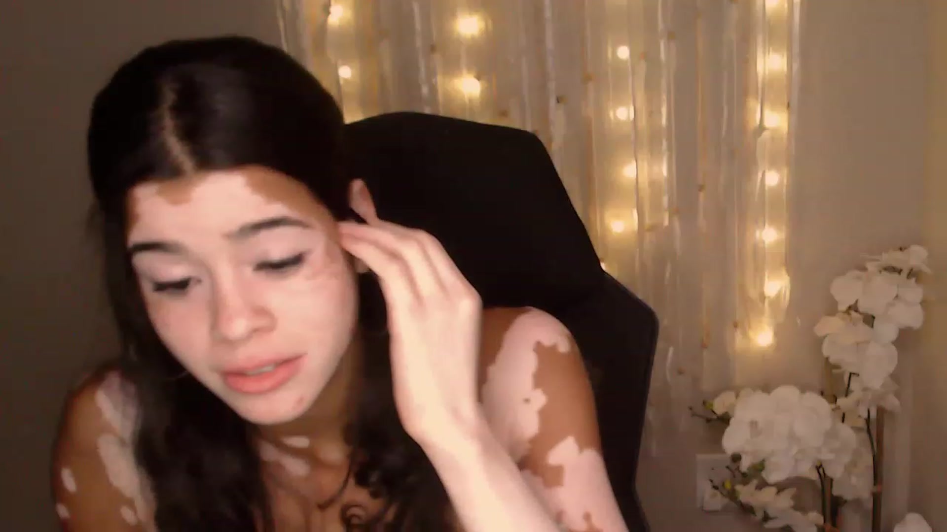 Gallery image thumbnail from Jade_Luv7's myfreecams stream on, 07/31/2023, 04:40 image 3 of 20