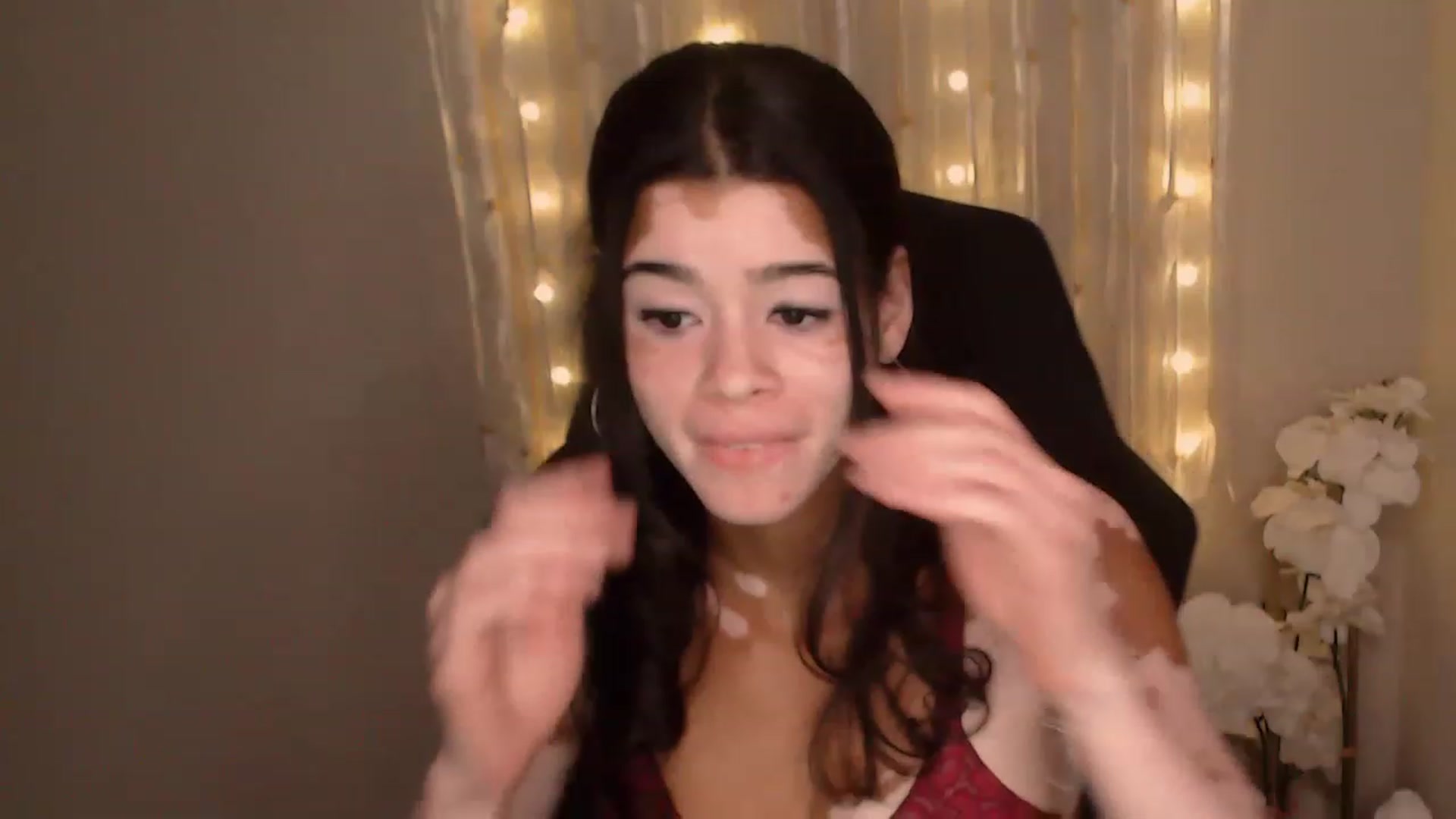 Gallery image thumbnail from Jade_Luv7's myfreecams stream on, 07/31/2023, 04:40 image 6 of 20