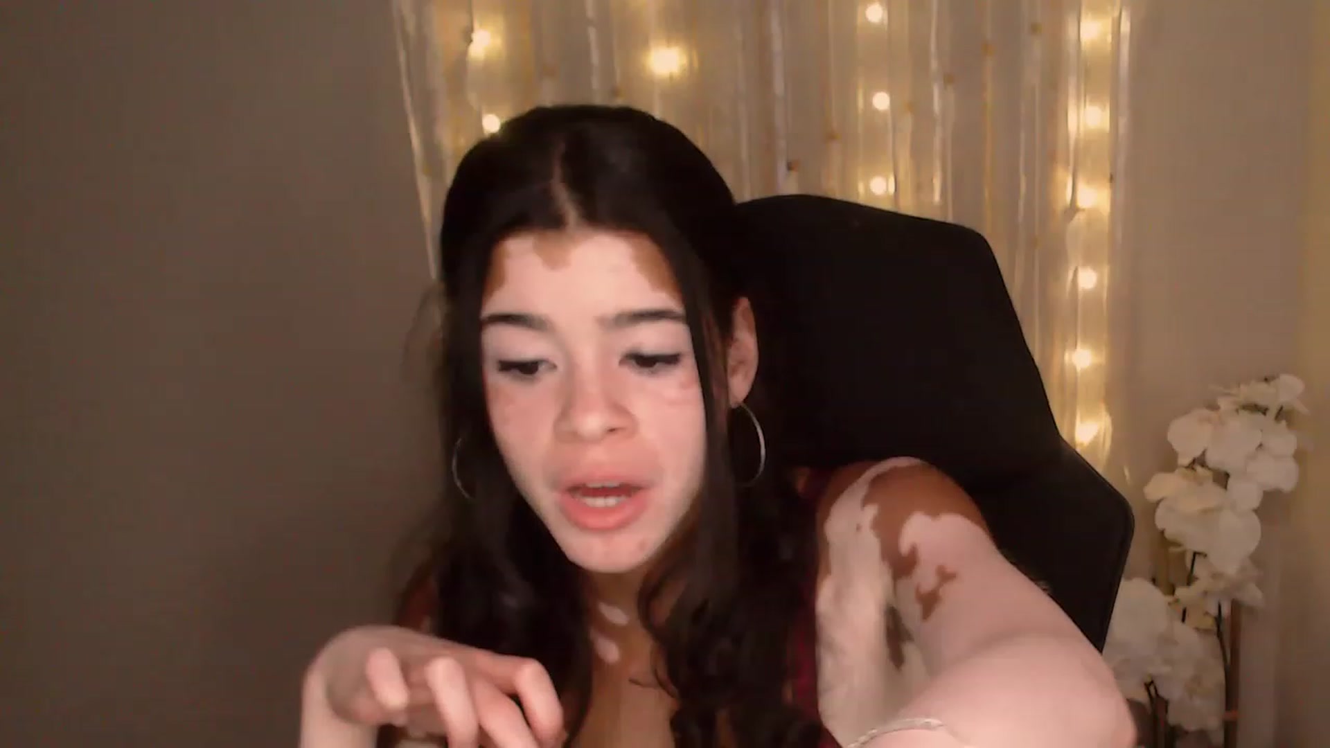 Gallery image thumbnail from Jade_Luv7's myfreecams stream on, 07/31/2023, 04:40 image 16 of 20