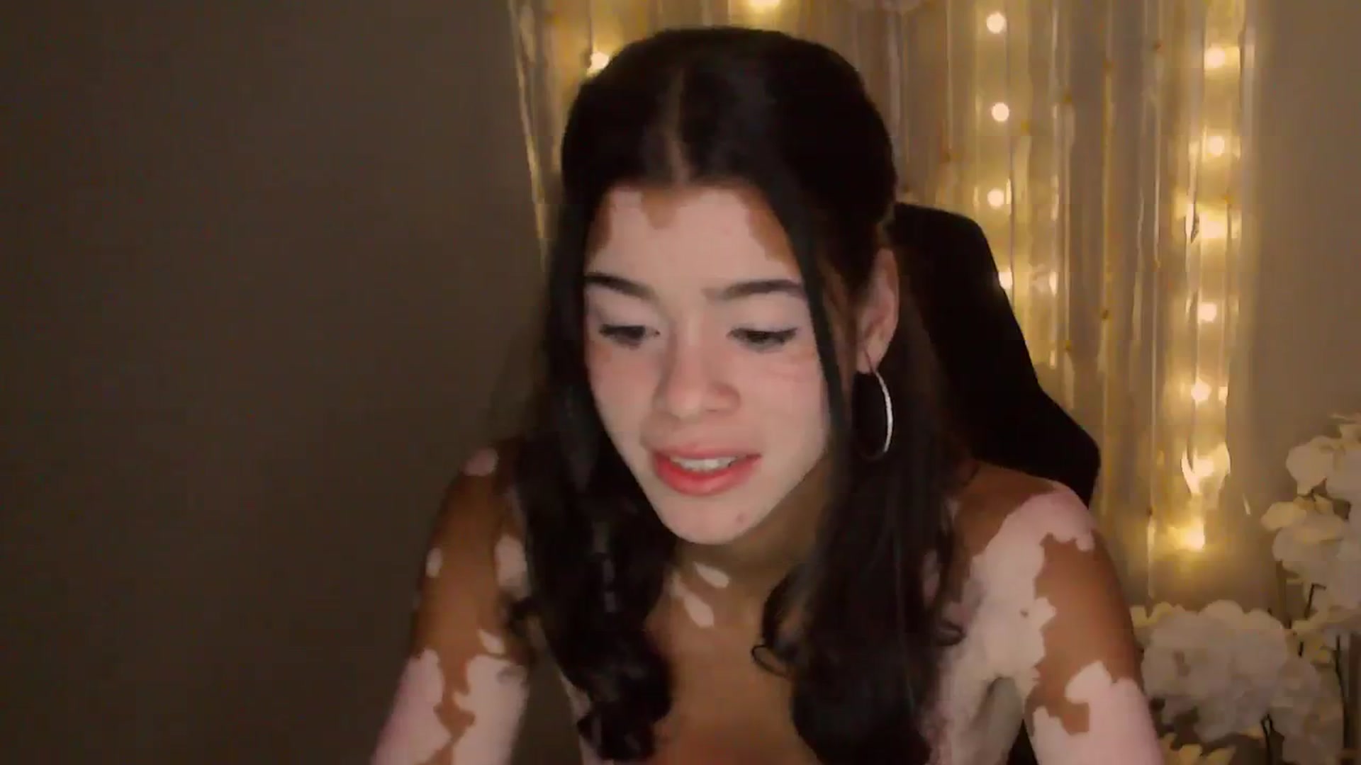 Gallery image thumbnail from Jade_Luv7's myfreecams stream on, 08/01/2023, 06:14 image 5 of 20