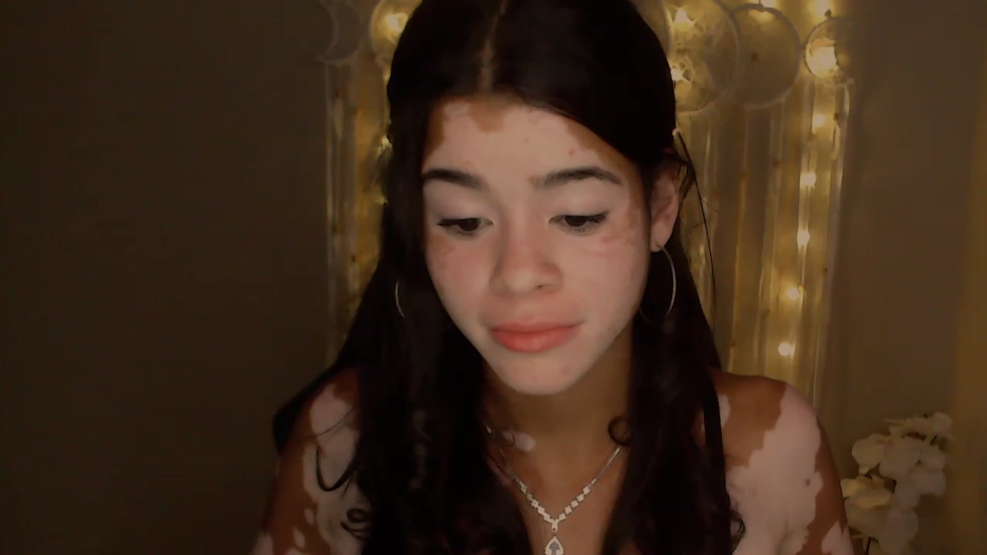 Gallery image thumbnail from Jade_Luv7's myfreecams stream on, 08/05/2023, 01:57 image 19 of 20