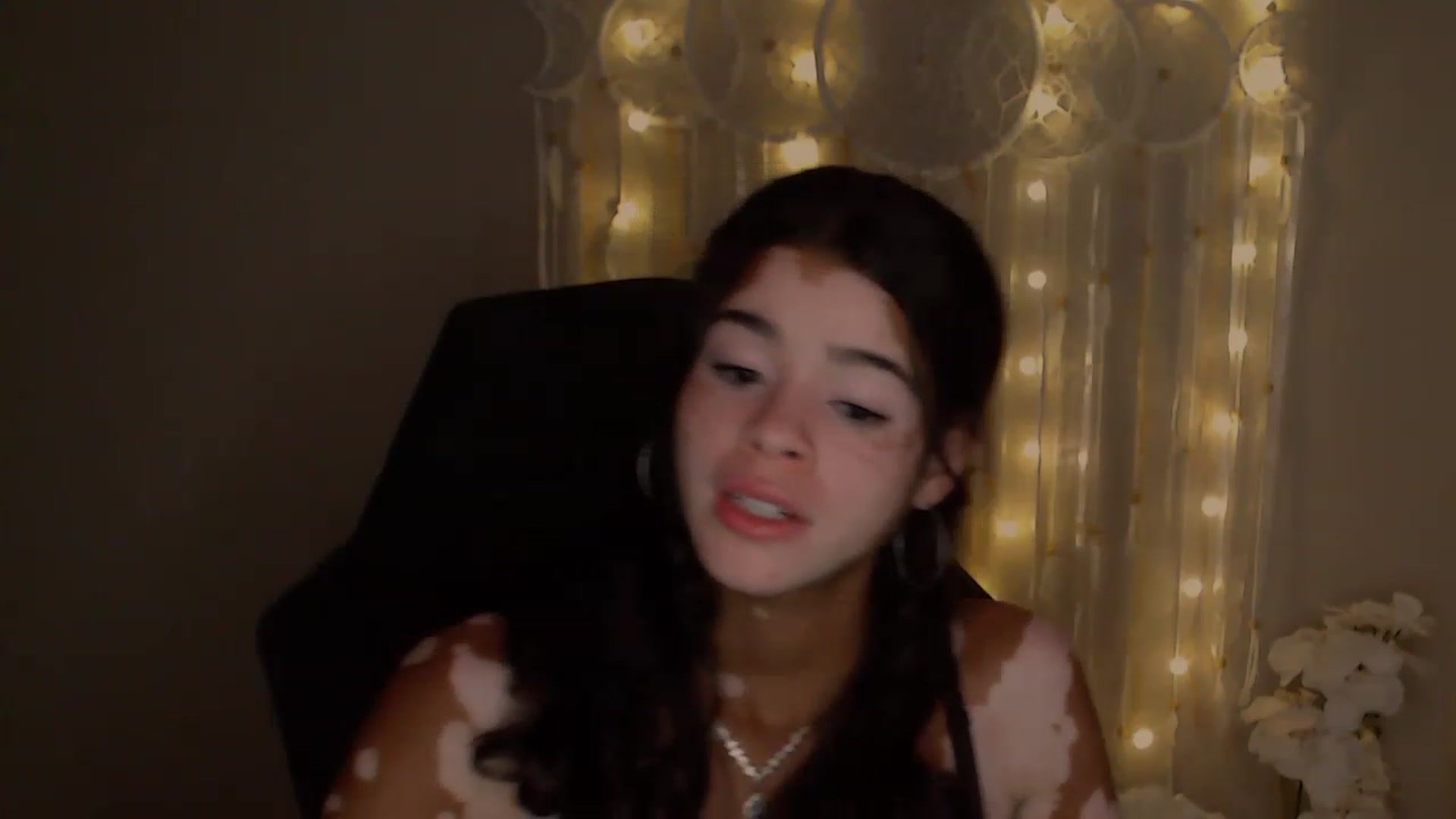 Gallery image thumbnail from Jade_Luv7's myfreecams stream on, 08/05/2023, 03:21 image 18 of 20
