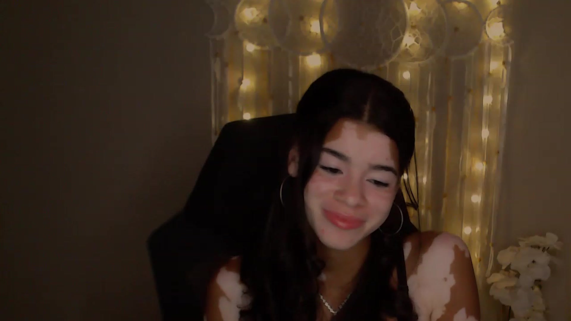 Gallery image thumbnail from Jade_Luv7's myfreecams stream on, 08/05/2023, 03:21 image 20 of 20